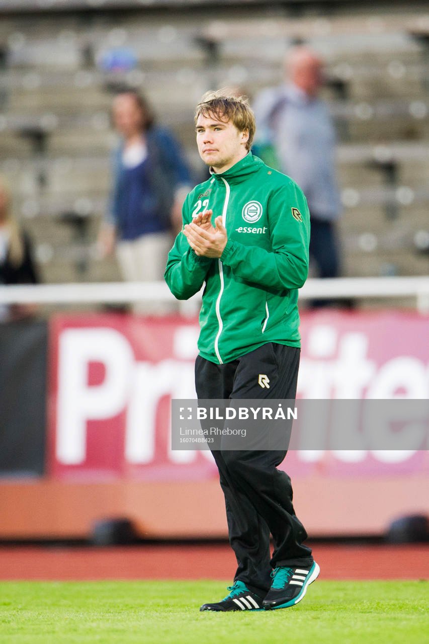 Groningens Simon Tibbling tackar Djurgårdens fans
