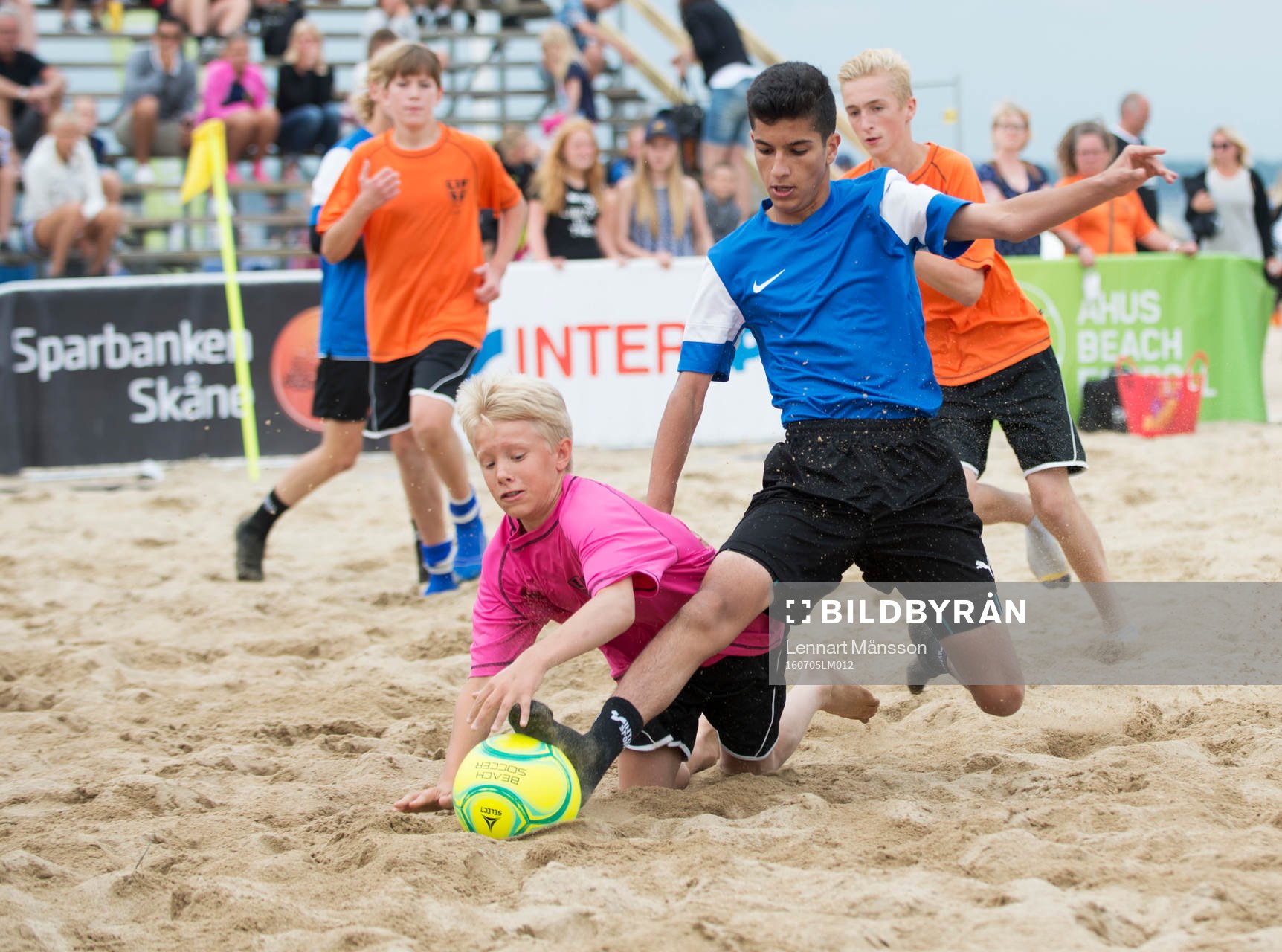 Närkamp i matchen i beachsoccer med IFK Hässleholms