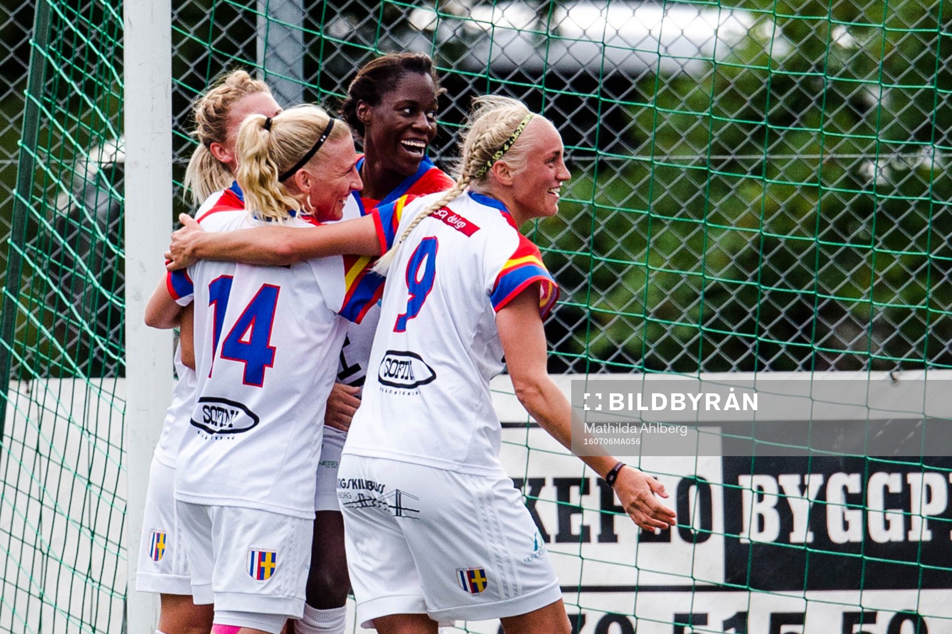 Hovås Billdals Valerie Obita jublar