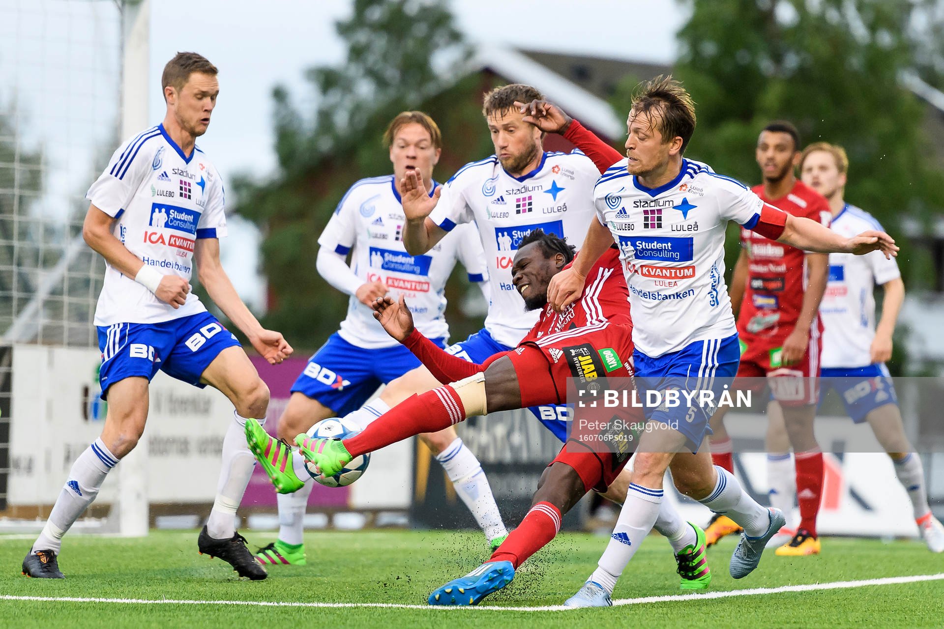 s Tetteh Komey ensam med 3st Luleåspelare