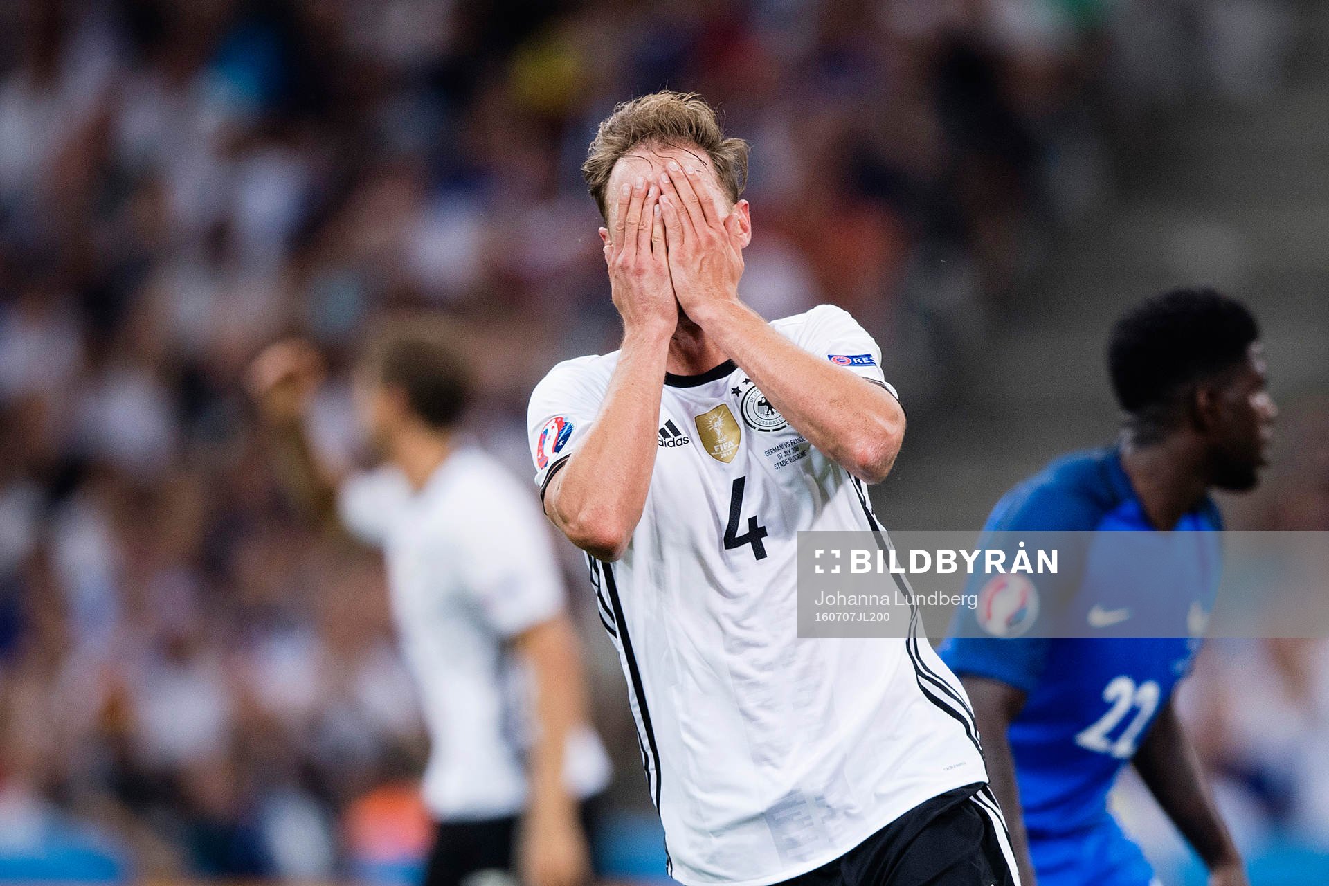 Tysklands Benedikt Höwedes deppar