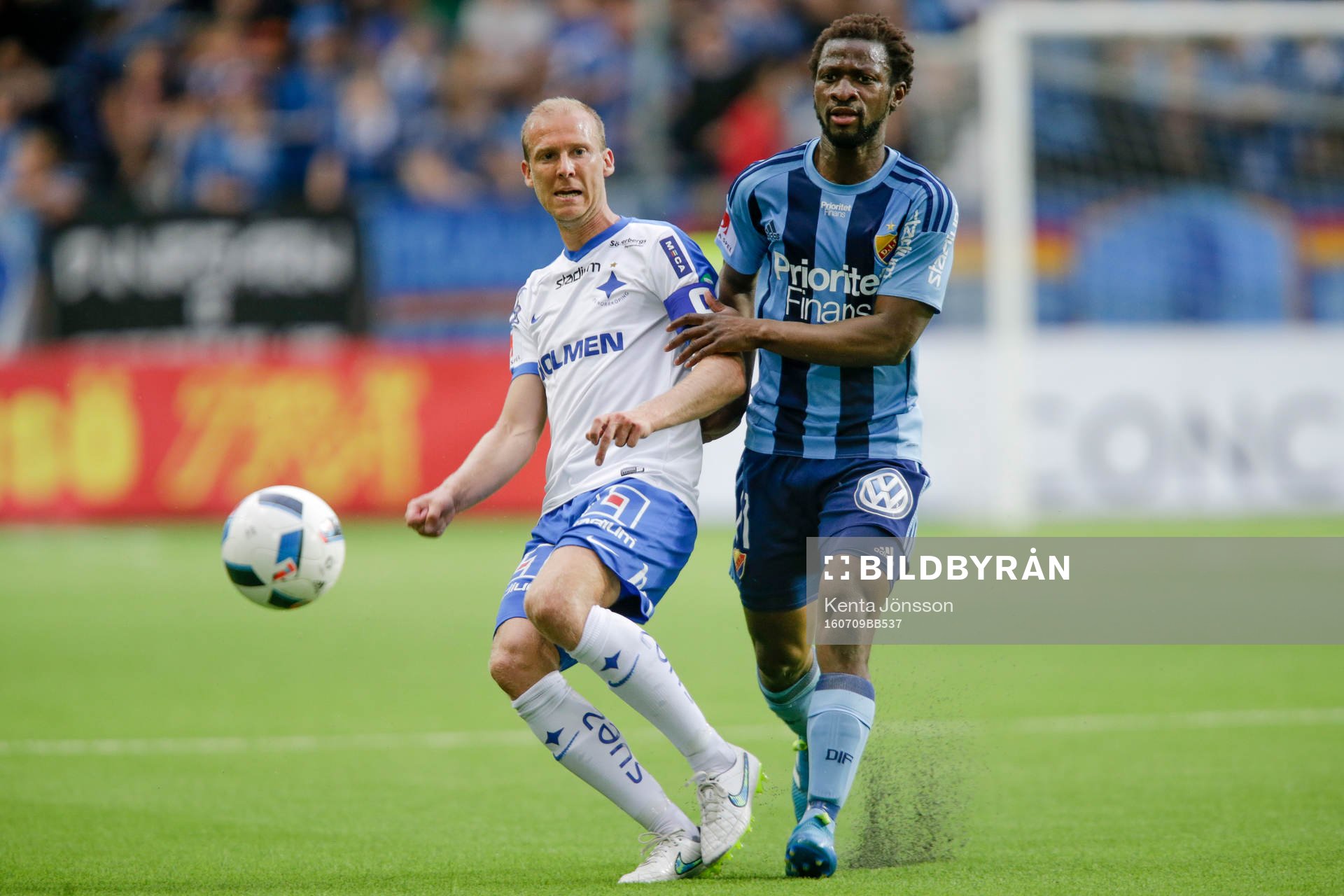 Norrköpings Andreas Johansson och Djurgårdens Amadou Jawo