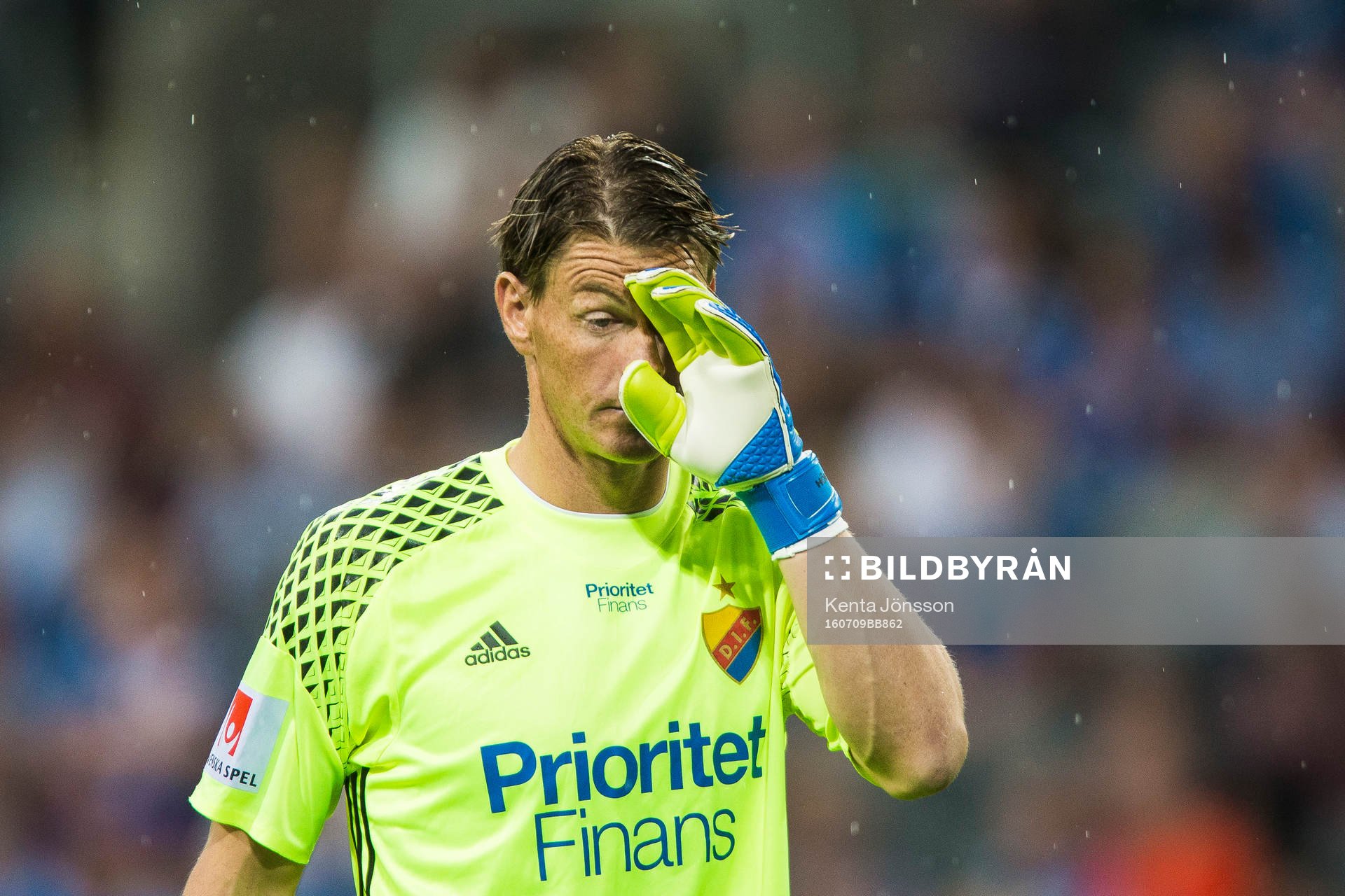 Djurgårdens målvakt Kenneth Höie deppar