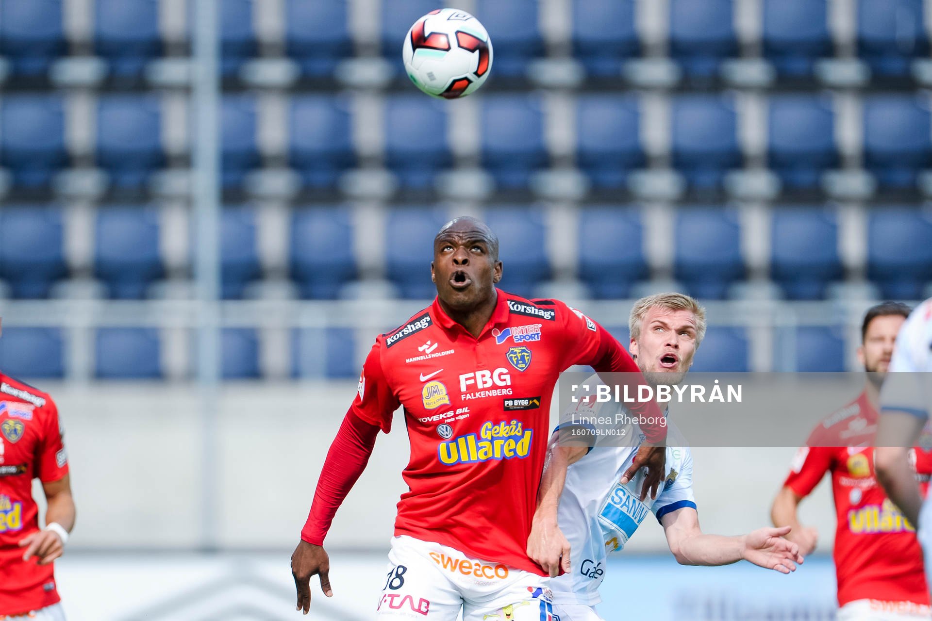 Falkenbergs Hakeem Araba och Gefles Robin Nilsson
