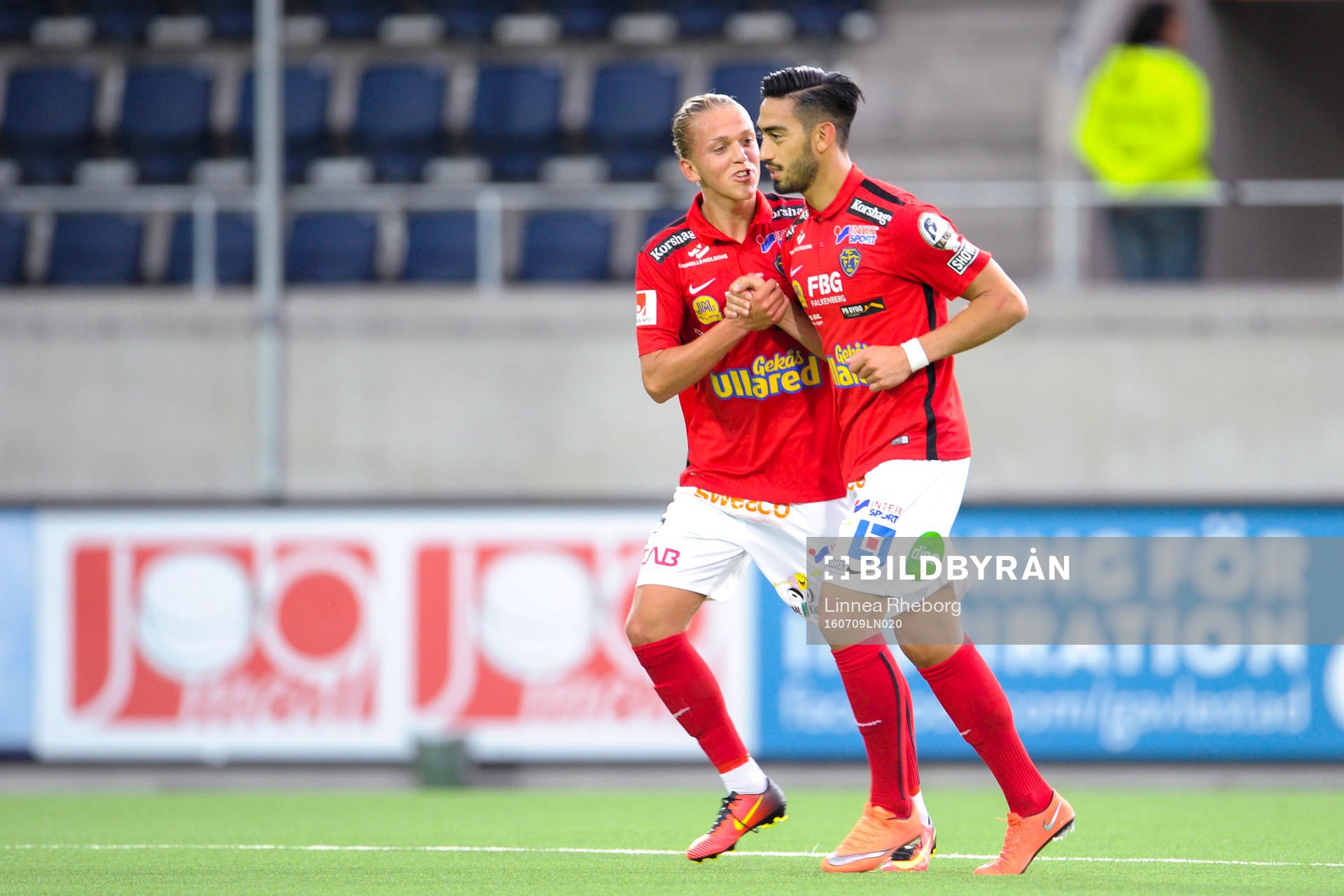 Falkenbergs Johan Svahn jublar