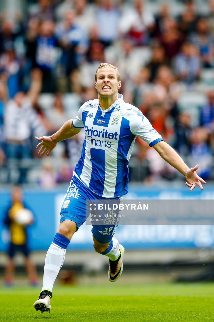 IFK Göteborgs Gustav Engvall jublar