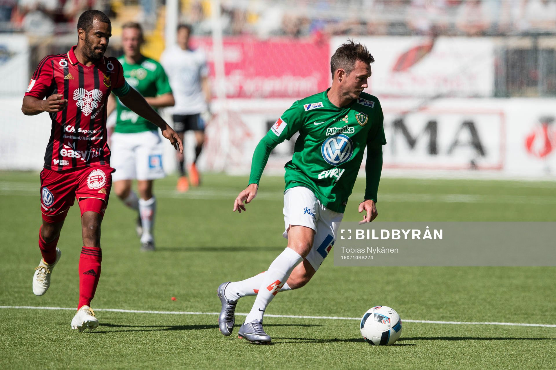Jönköpings Daryl Smylie mot Östersunds Alex Dyer