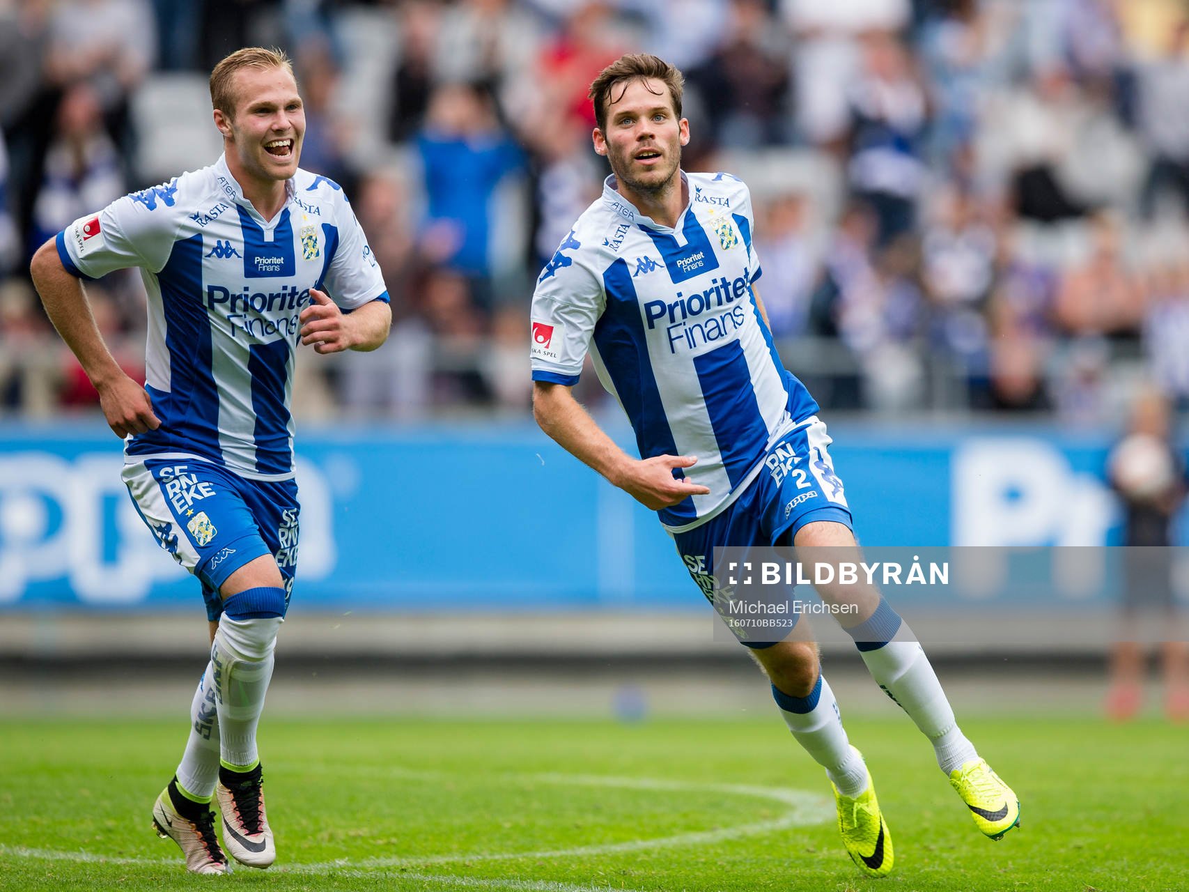 IFK Göteborgs Gustav Engvall och Emil Salomonsson jublar