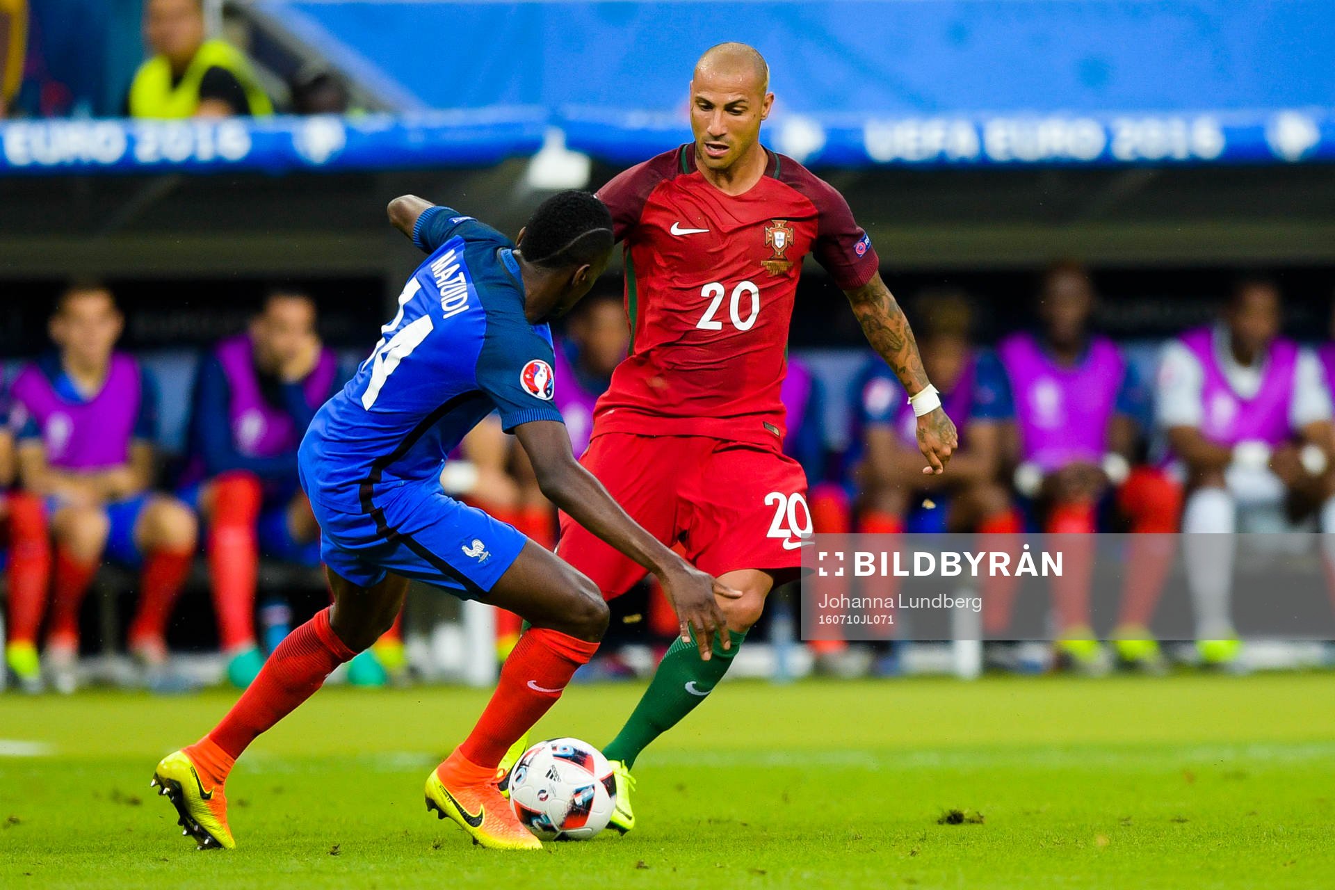 Frankrikes Blaise Matuidi och Portugals Ricardo Quaresma