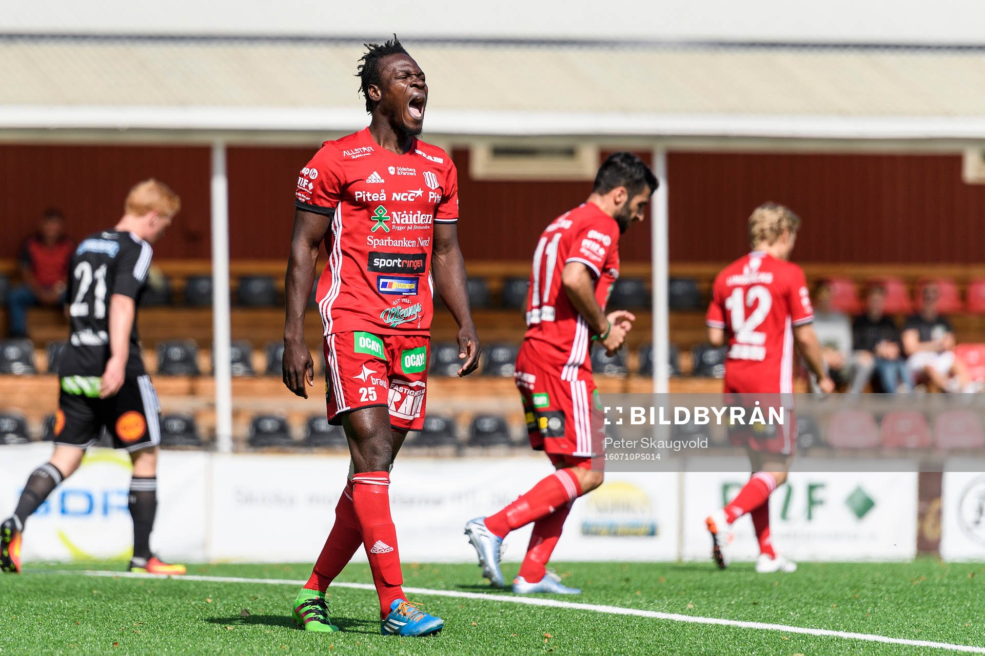 s Tetteh Komey deppar