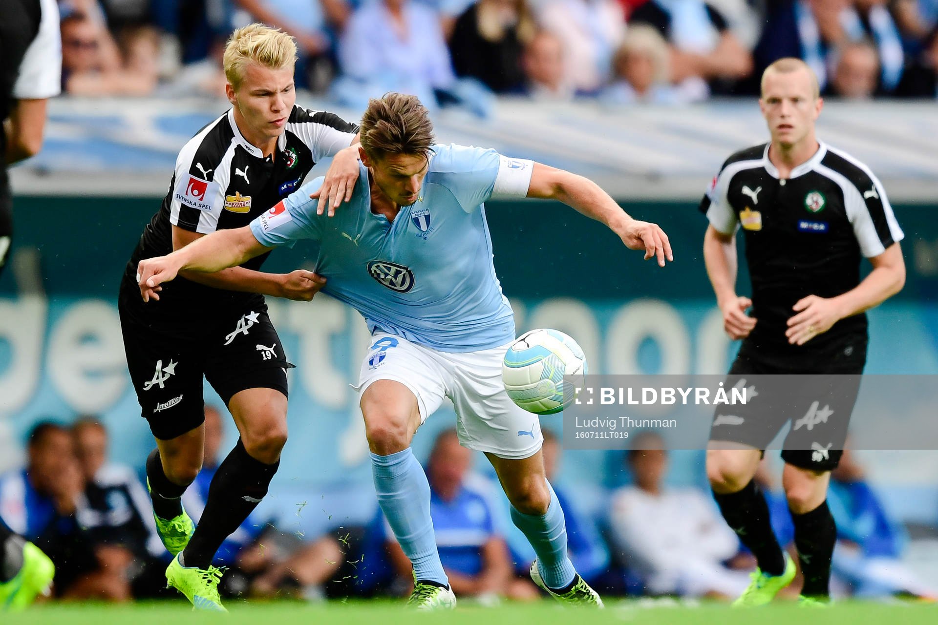 Malmö FFs Markus Rosenberg    och Örebros Sebastian Ring