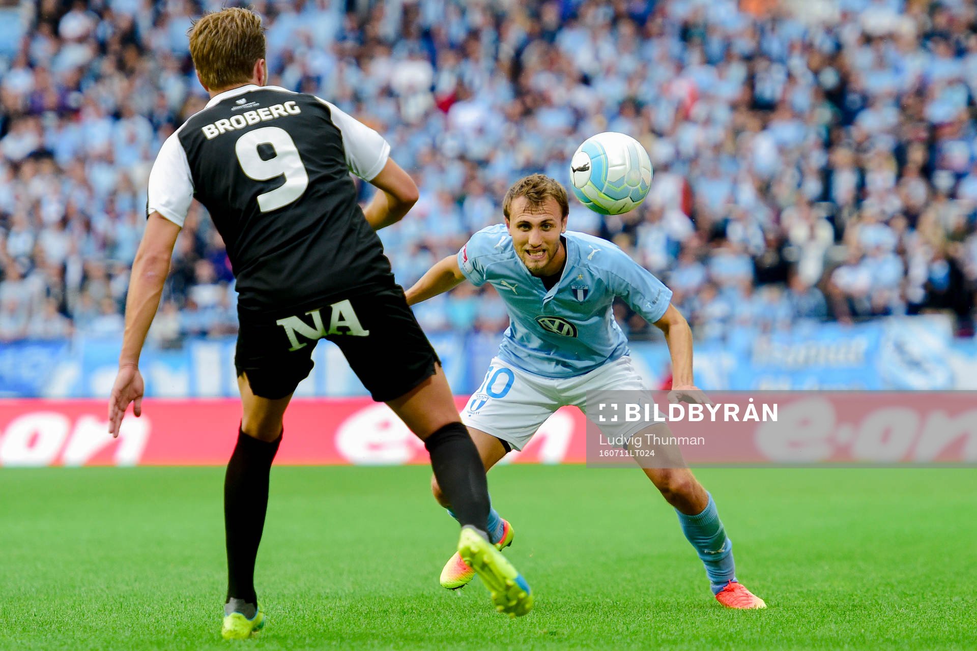 Örebros Martin Broberg och Malmö FFs Magnus Wolff Eikrem