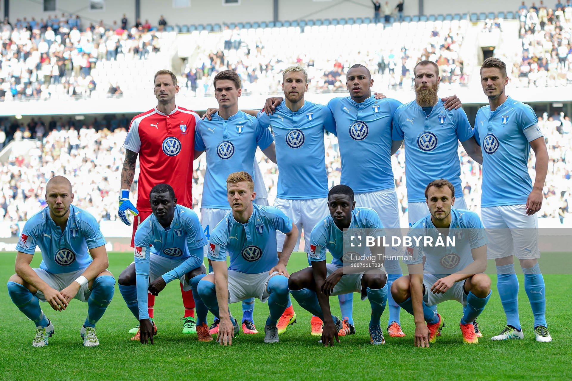 Malmö FFs målvakt Johan Wiland , Vidar Örn Kjartansson ,