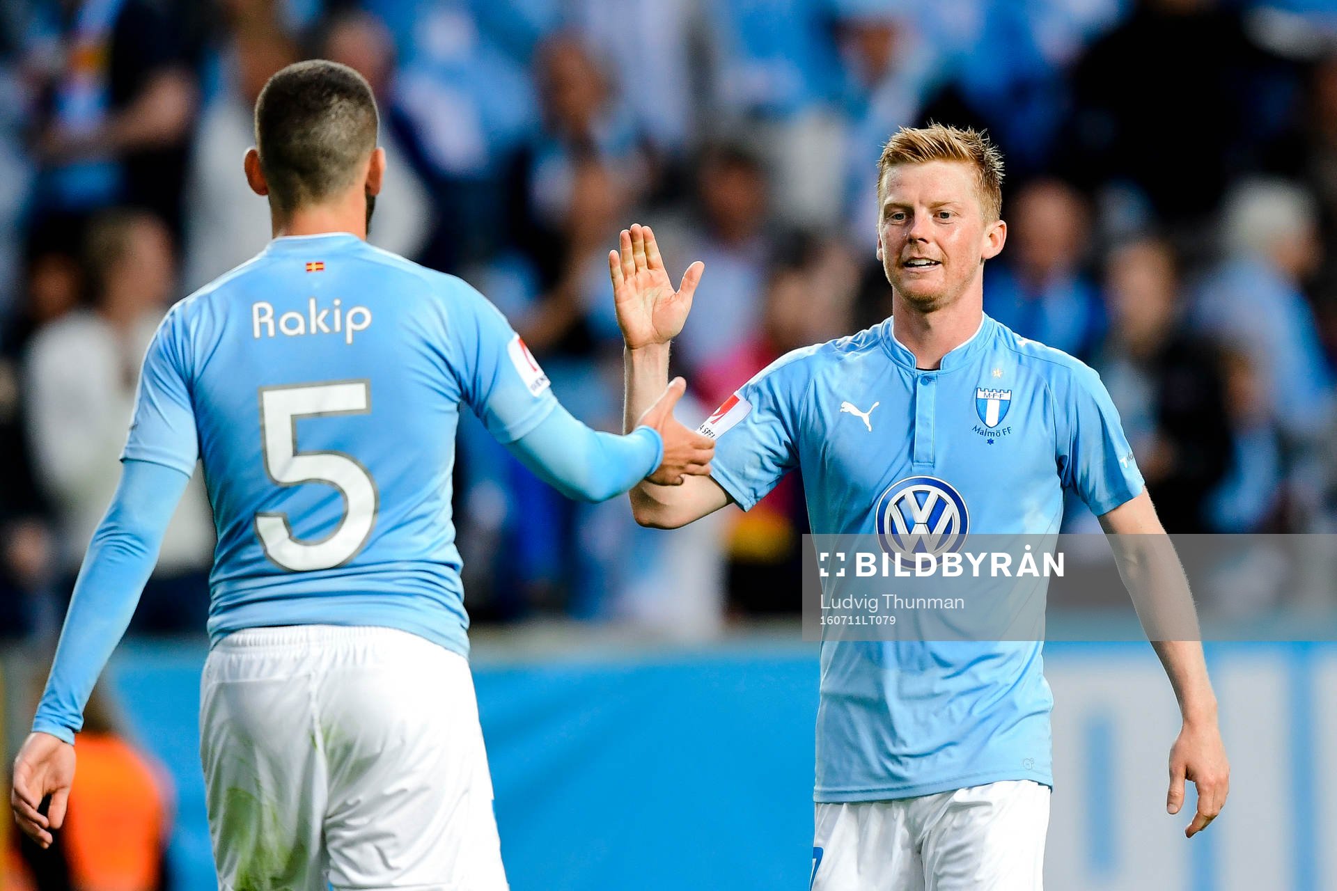 Malmö FFs Erdal Rakip  och Anders Christiansen  jublar