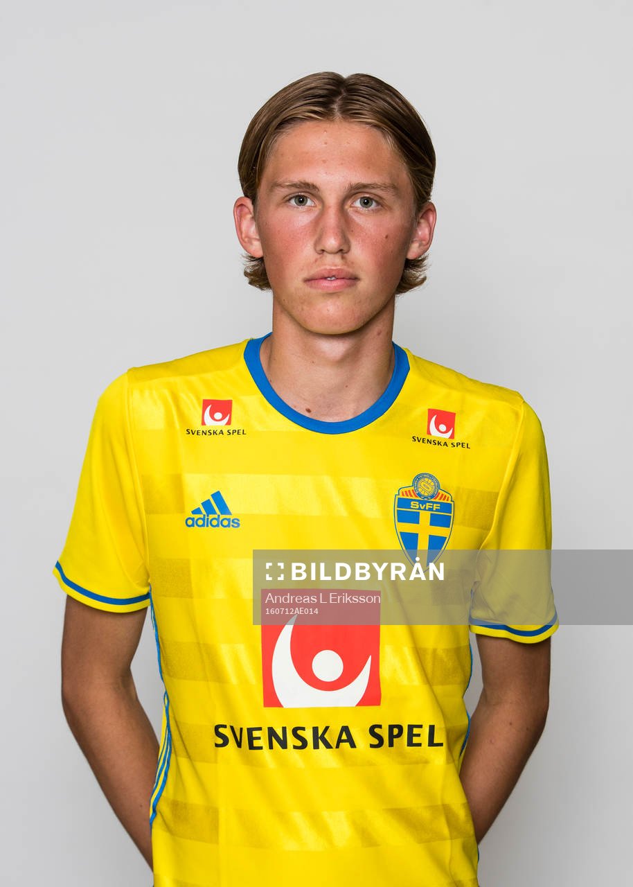 Emil Engqvist i P17/99-landslaget