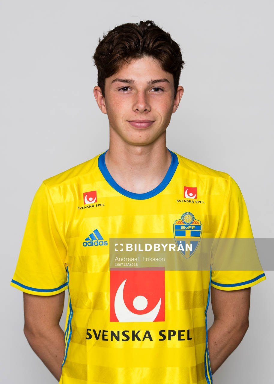 Felix Konstandeliasz i P17/99-landslaget