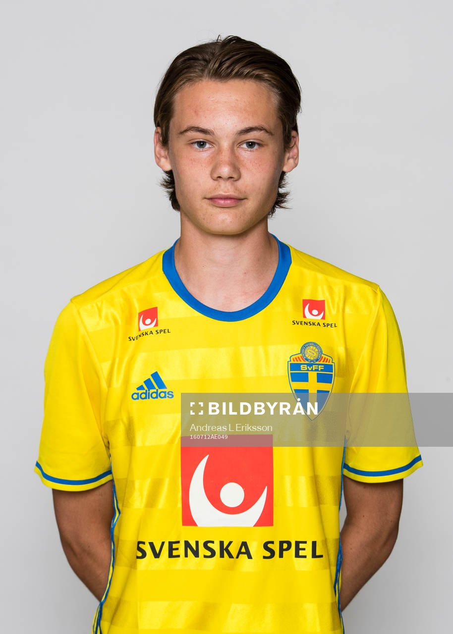 Olle Lindqvist i P17/99-landslaget