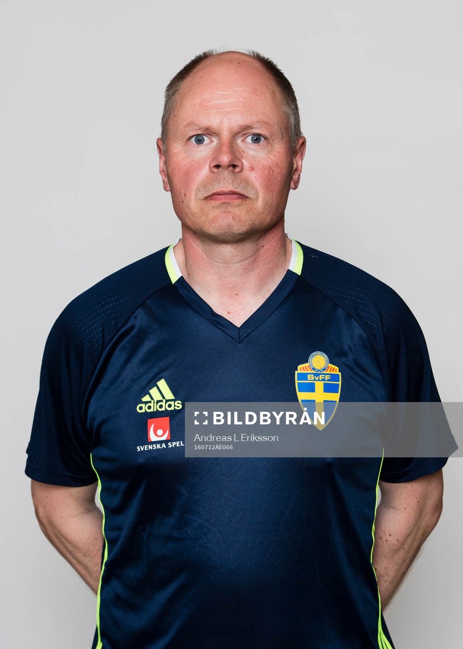 Målvaktstränare Per Engström i P17/99-landslaget