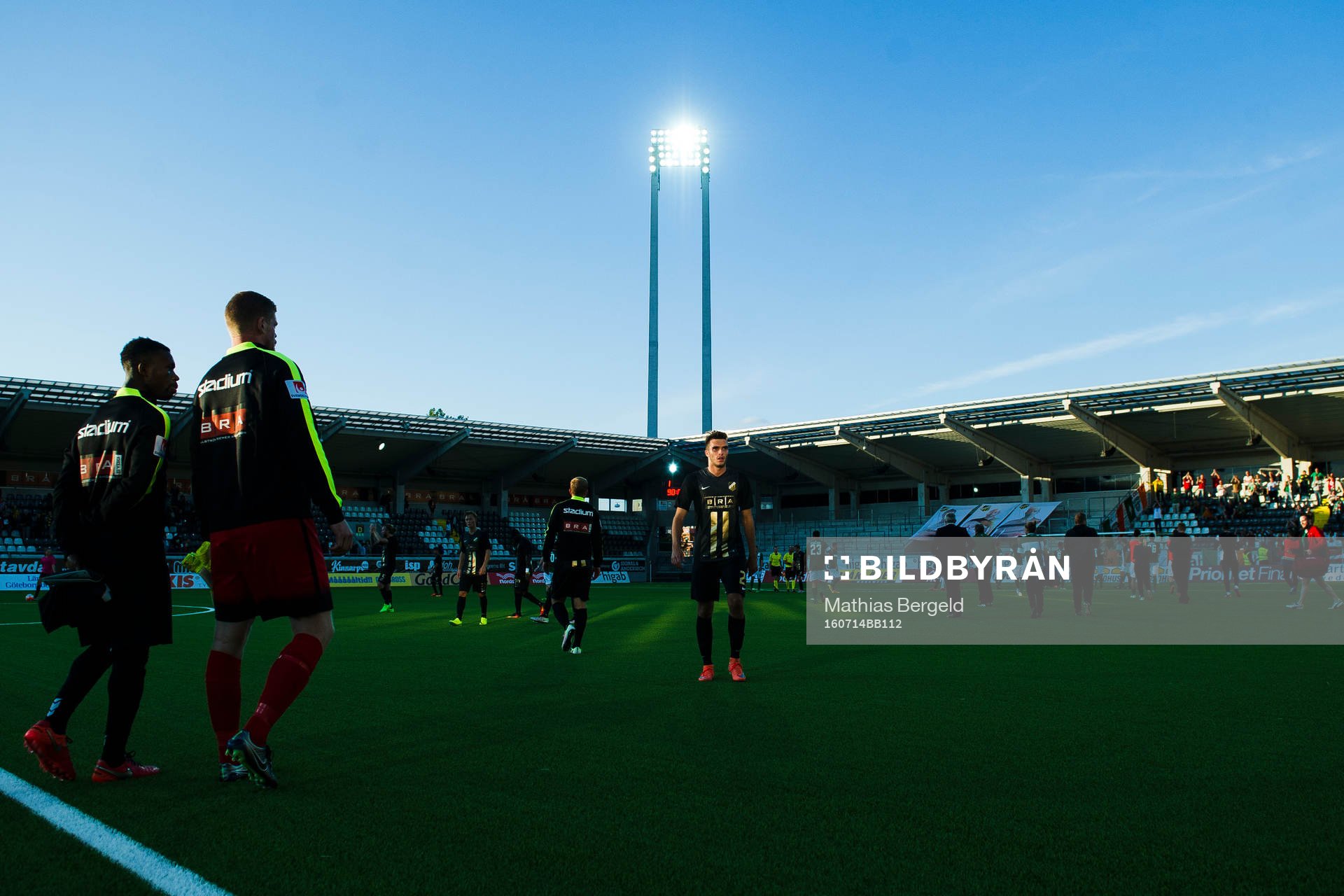 Efter slutsignal av fotbollsmatchen i kvalet till Europa