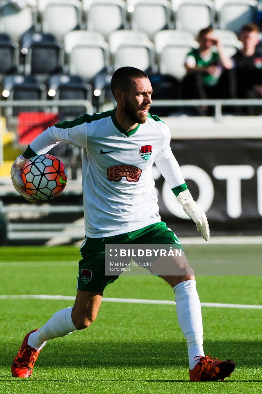 Cork Citys målvakt Mark Mcnulty