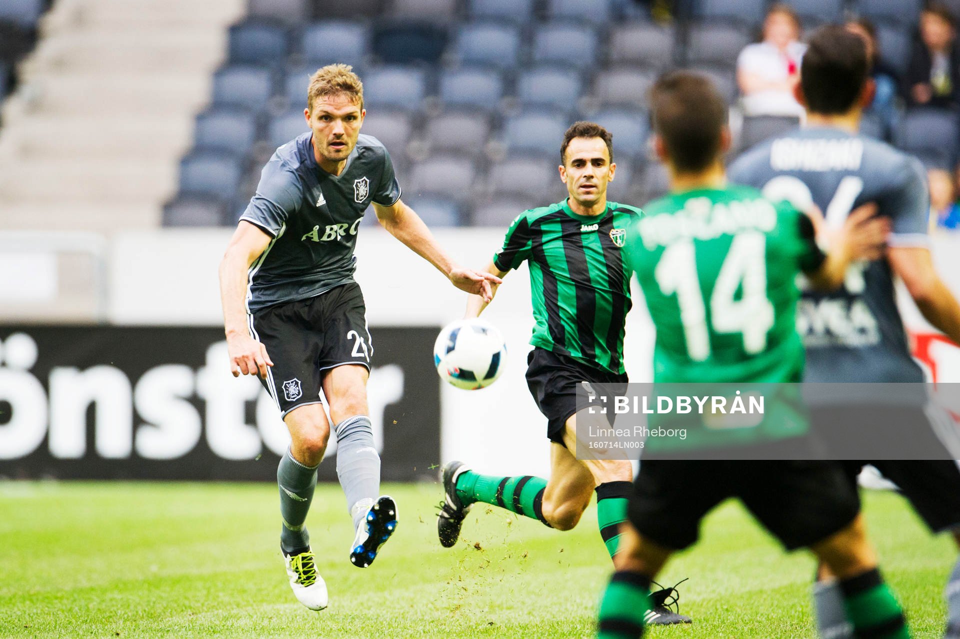 s Jos Hooiveld