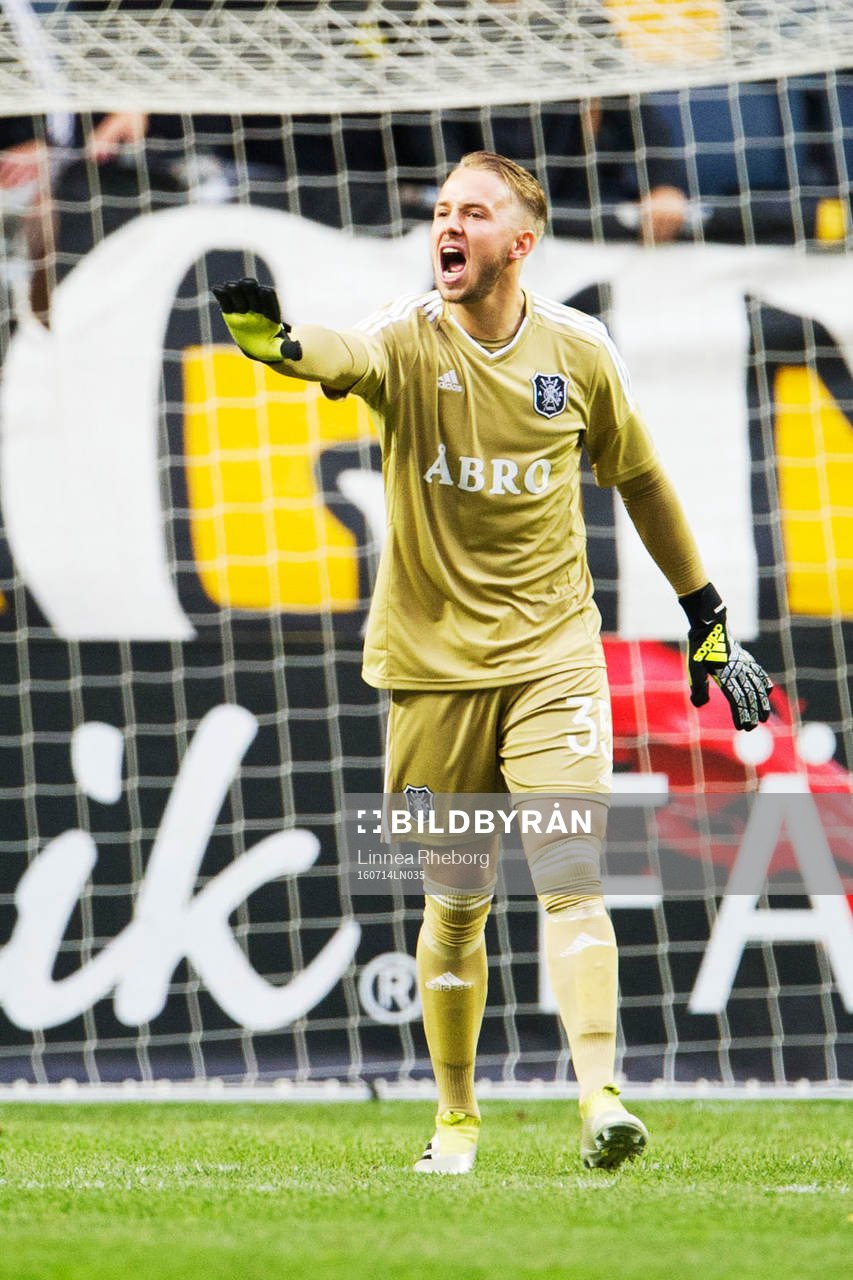 s målvakt Patrik Carlgren