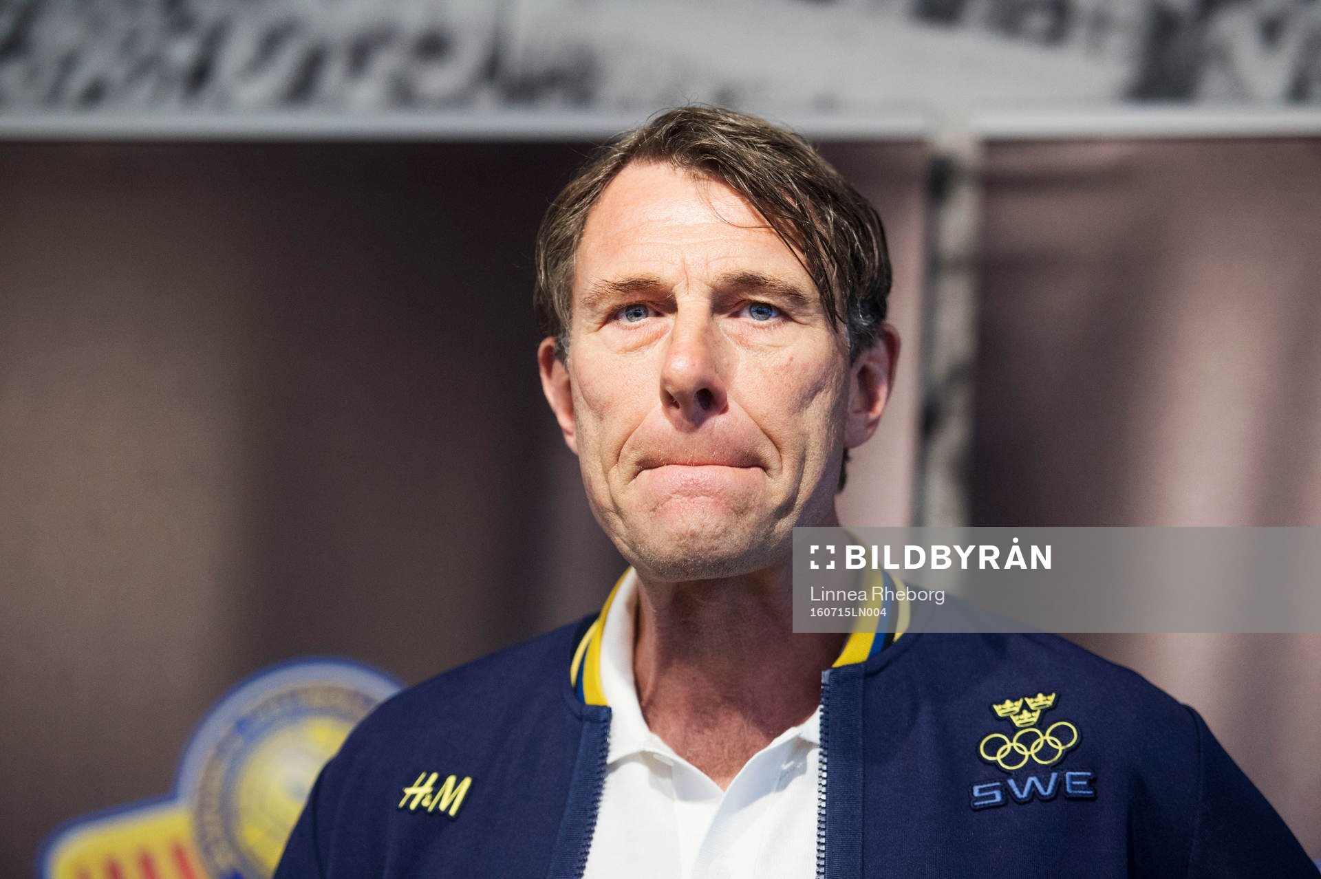 Förbundskapten Håkan Ericson presenterar OS-truppen som ska representera Sverige i den olympiska fotbollsturneringen 2016 under en presskonferens den 15 juli 2016 i Stockholm. 