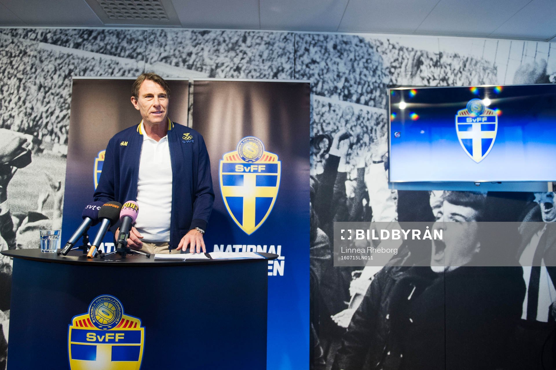 Förbundskapten Håkan Ericson presenterar OS-truppen som