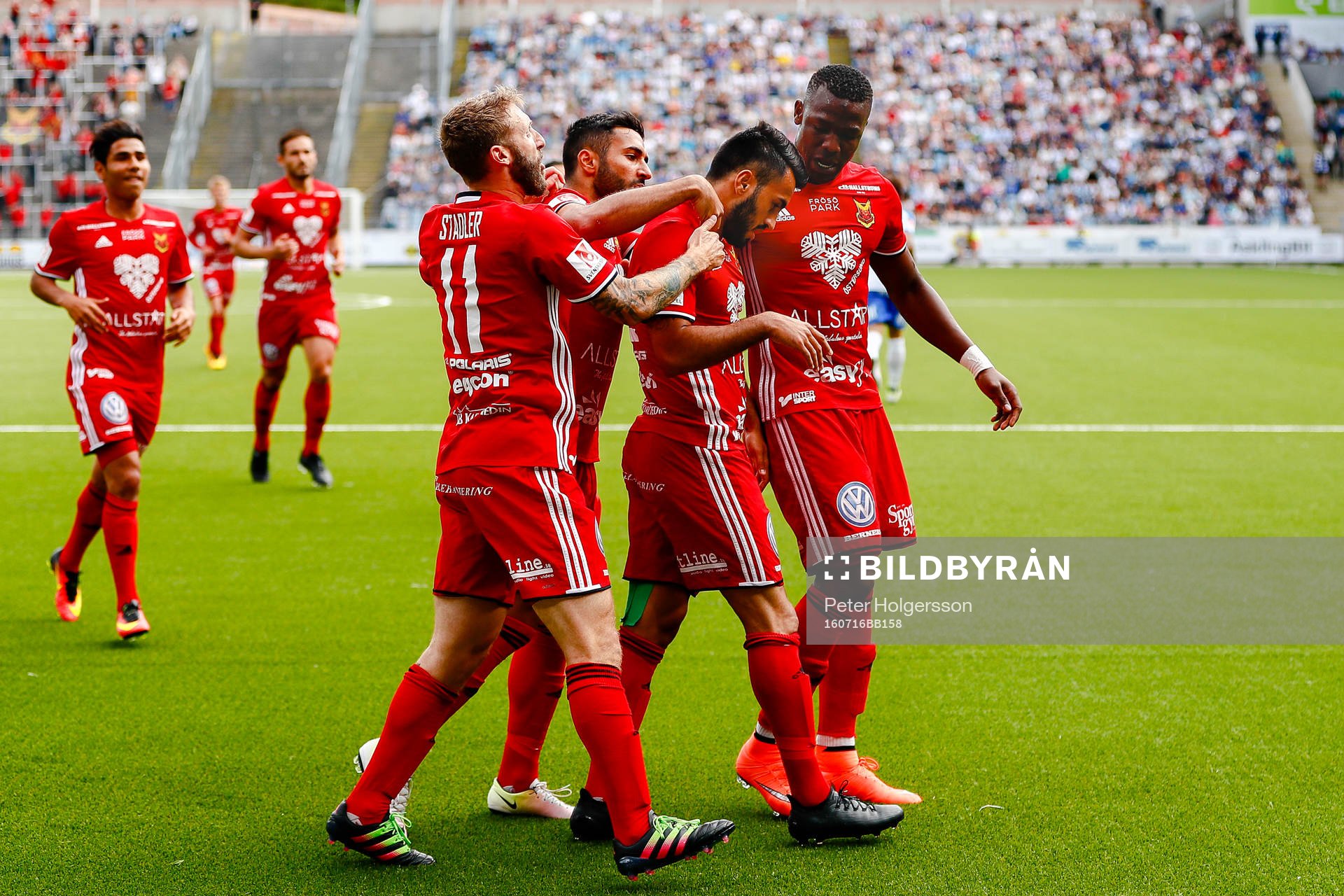 Östersunds Brwa Nouri jublar