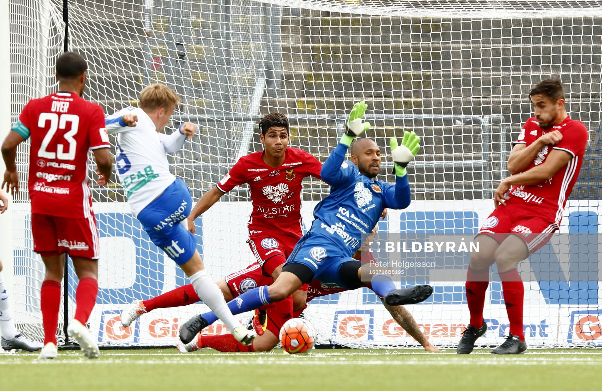 Mål 1-1 ab Norrköpings Nicklas Bärkroth