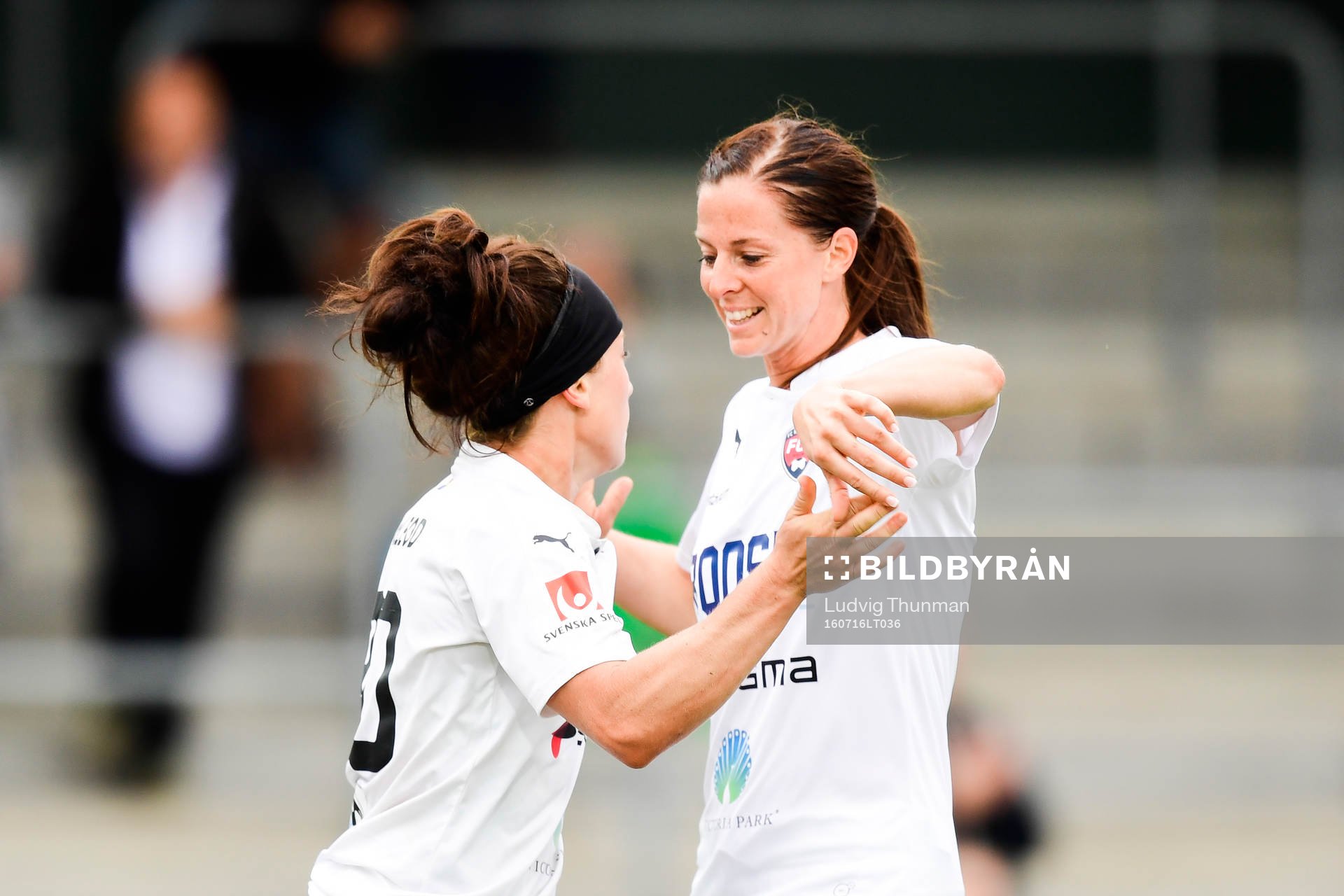 Rosengårds Lotta Schelin jublar