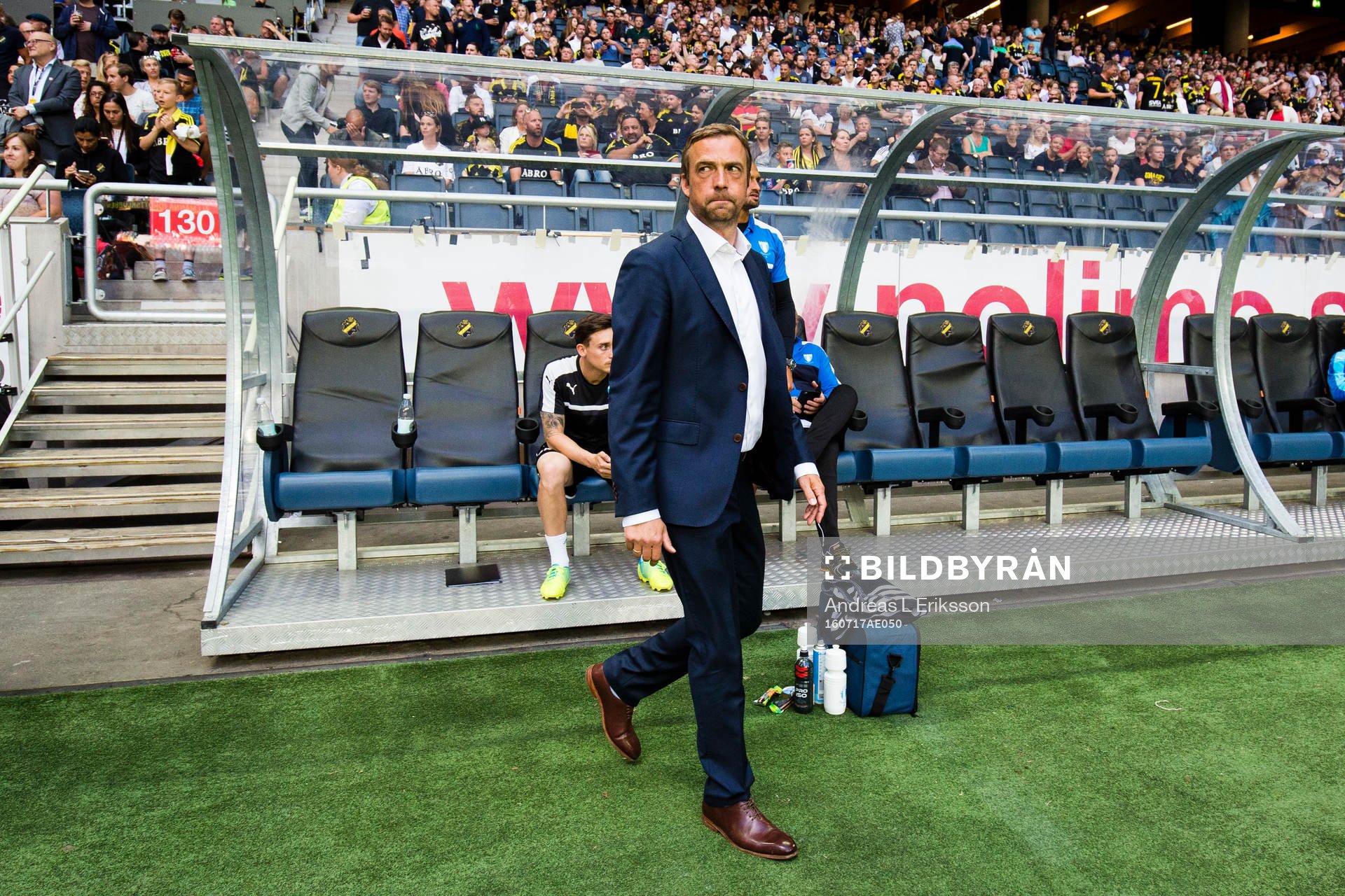 Malmö FFs tränare Allan Kuhn innan fotbollsmatchen i