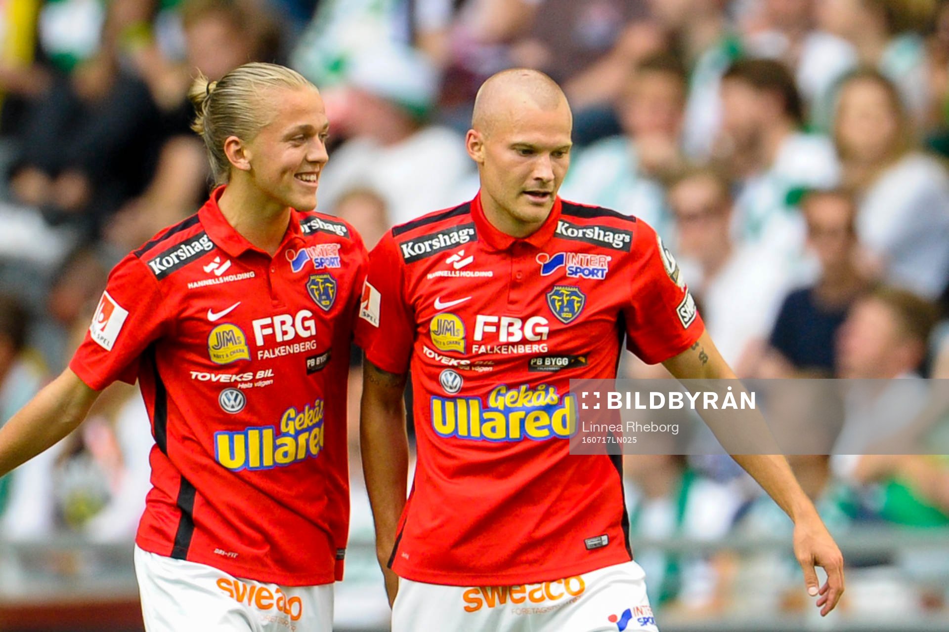 Falkenbergs spelare Jesper Karlsson och Rasmus Sjöstedt