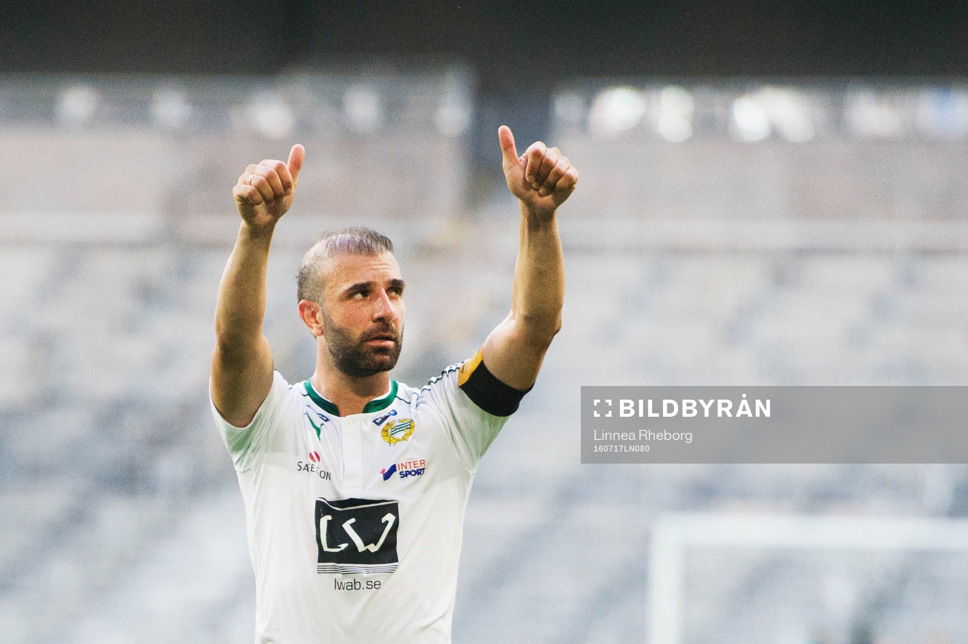 Hammarbys Kennedy Bakircioglu tackar publiken