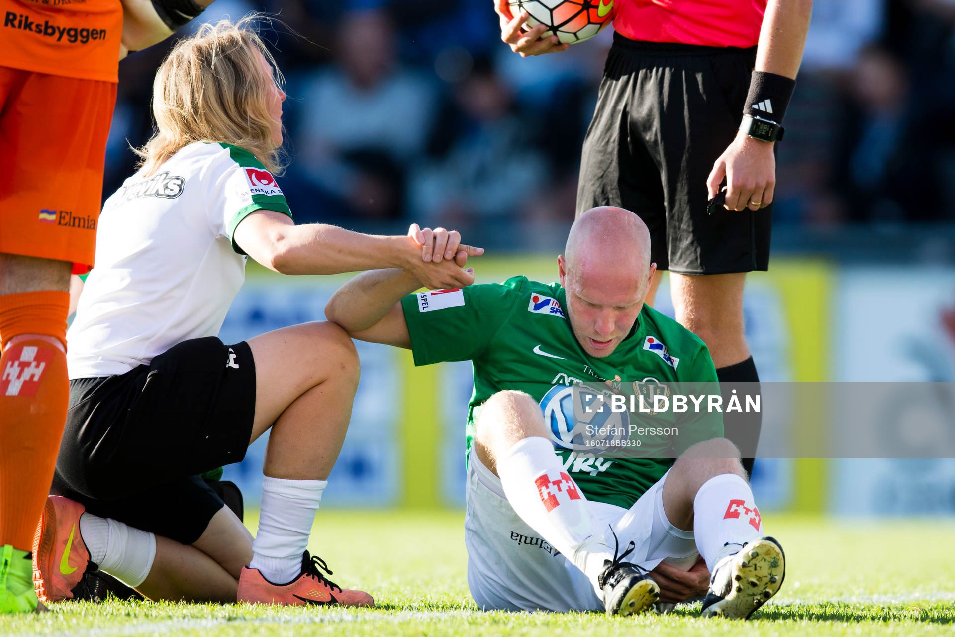 Jönköpings Viktor Rönneklev skadad