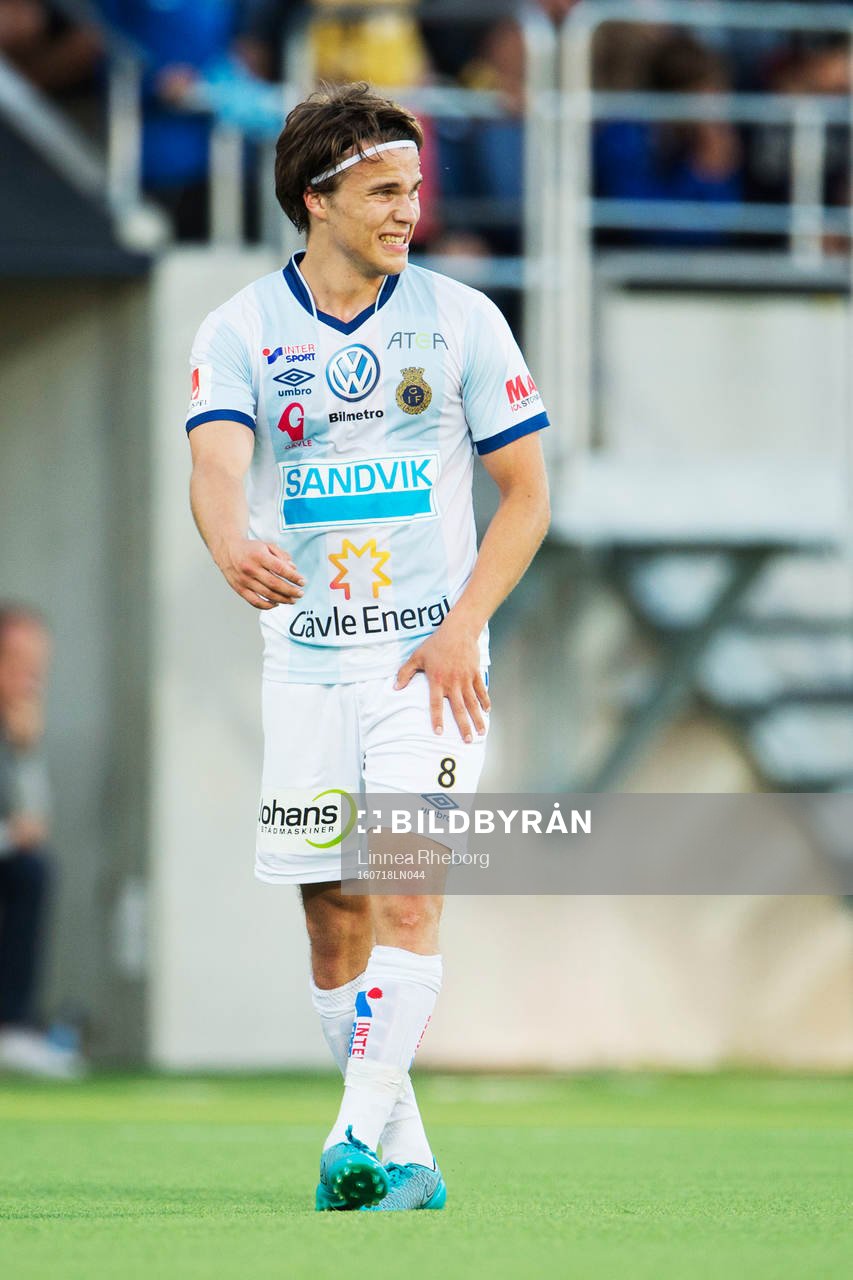 Gefles Simon Skrabb har ont