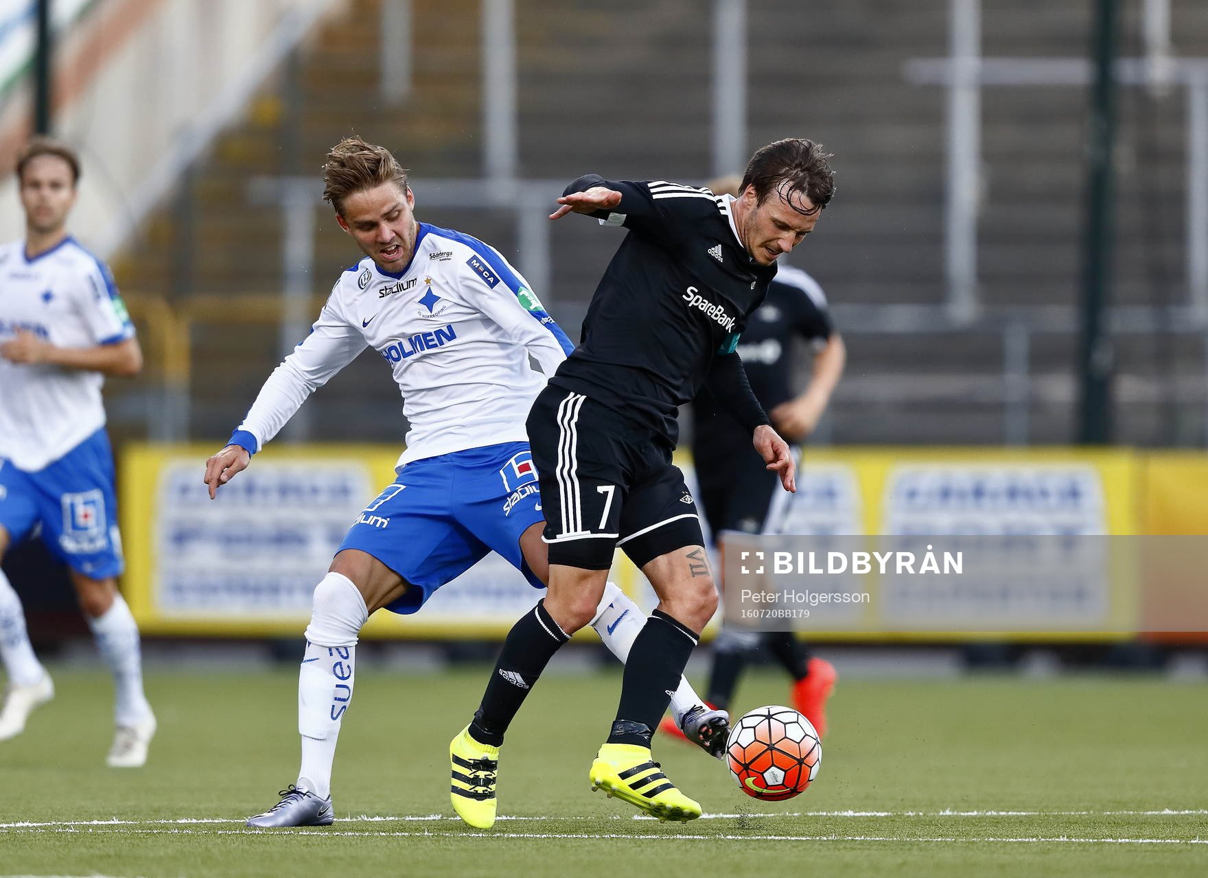 Christoffer Nyman och Rosenborgs Mike Lindemann Jensen