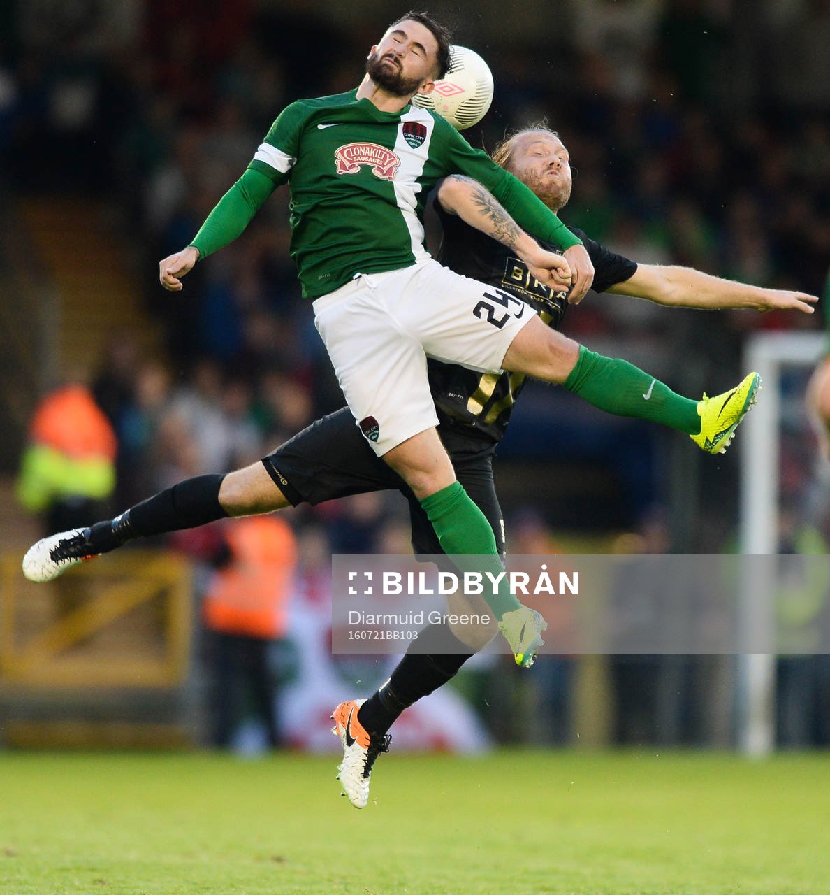 21 July 2016; Seán Maguire of Cork City in action against