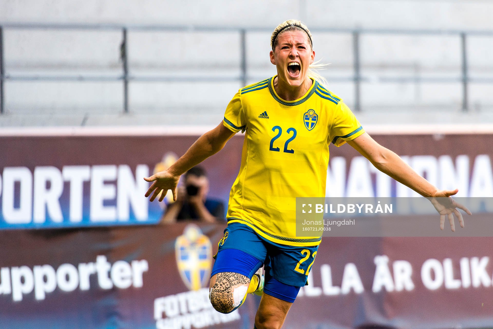 Sveriges Oliva Schough jublar