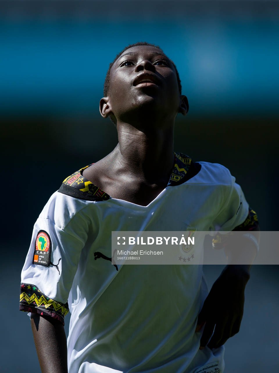 En spelare i Lizzy Football Club lättad efter avgörande straffmålet i Gothia Cup finalen mellan KFV Segeberg 2 och Lizzy Football Club den 22 juli 2016 i Göteborg.