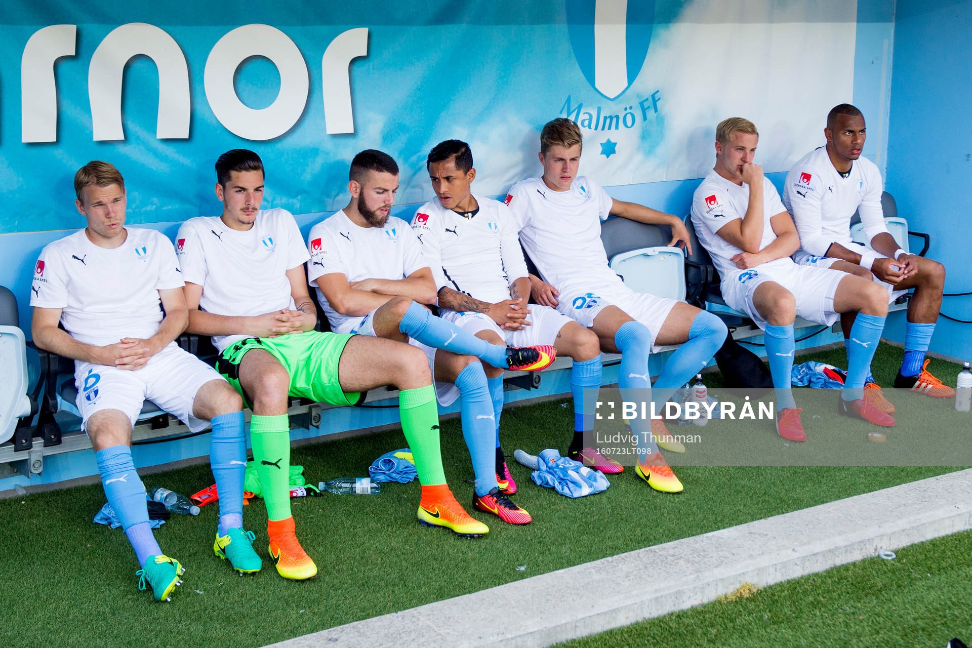 Malmö FFs bänk, Oscar Lewicki, målvakt Marko Johansson,