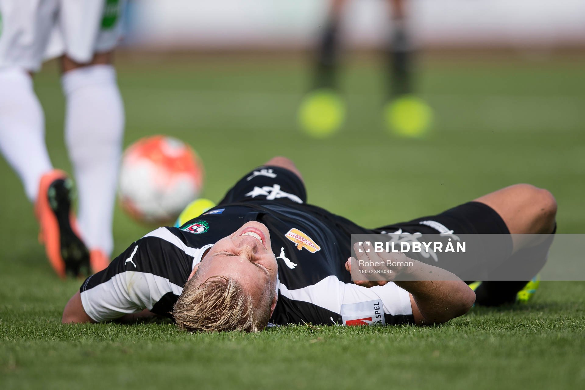 Örebros Sebastian Ring har ont