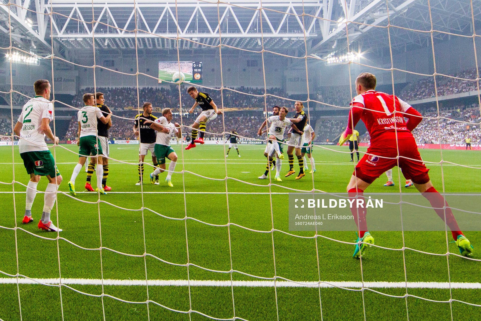s Haukur Heidar Hauksson nickar in 0-1 bakom Hammarbys