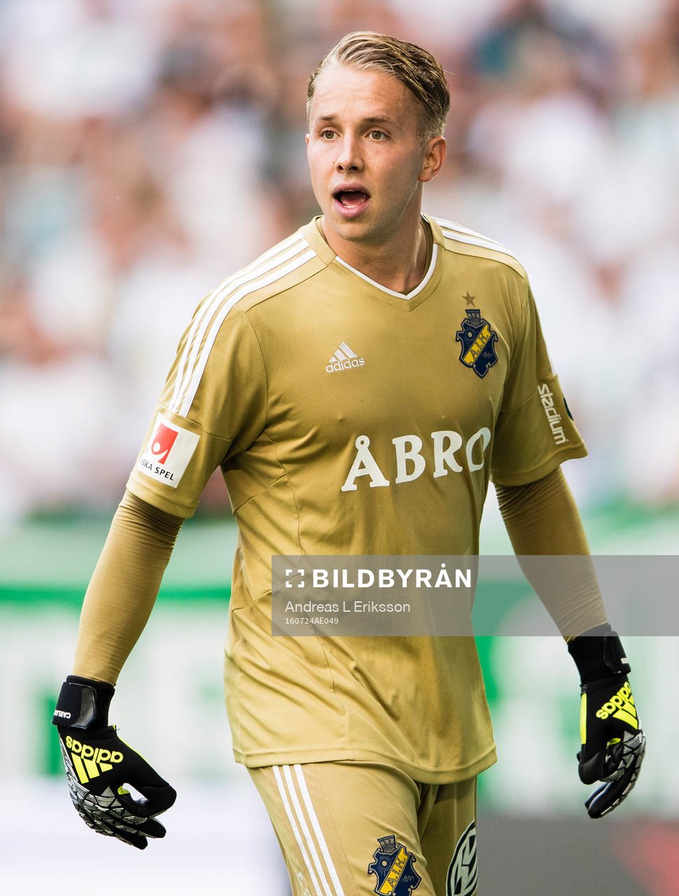 s målvakt Patrik Carlgren