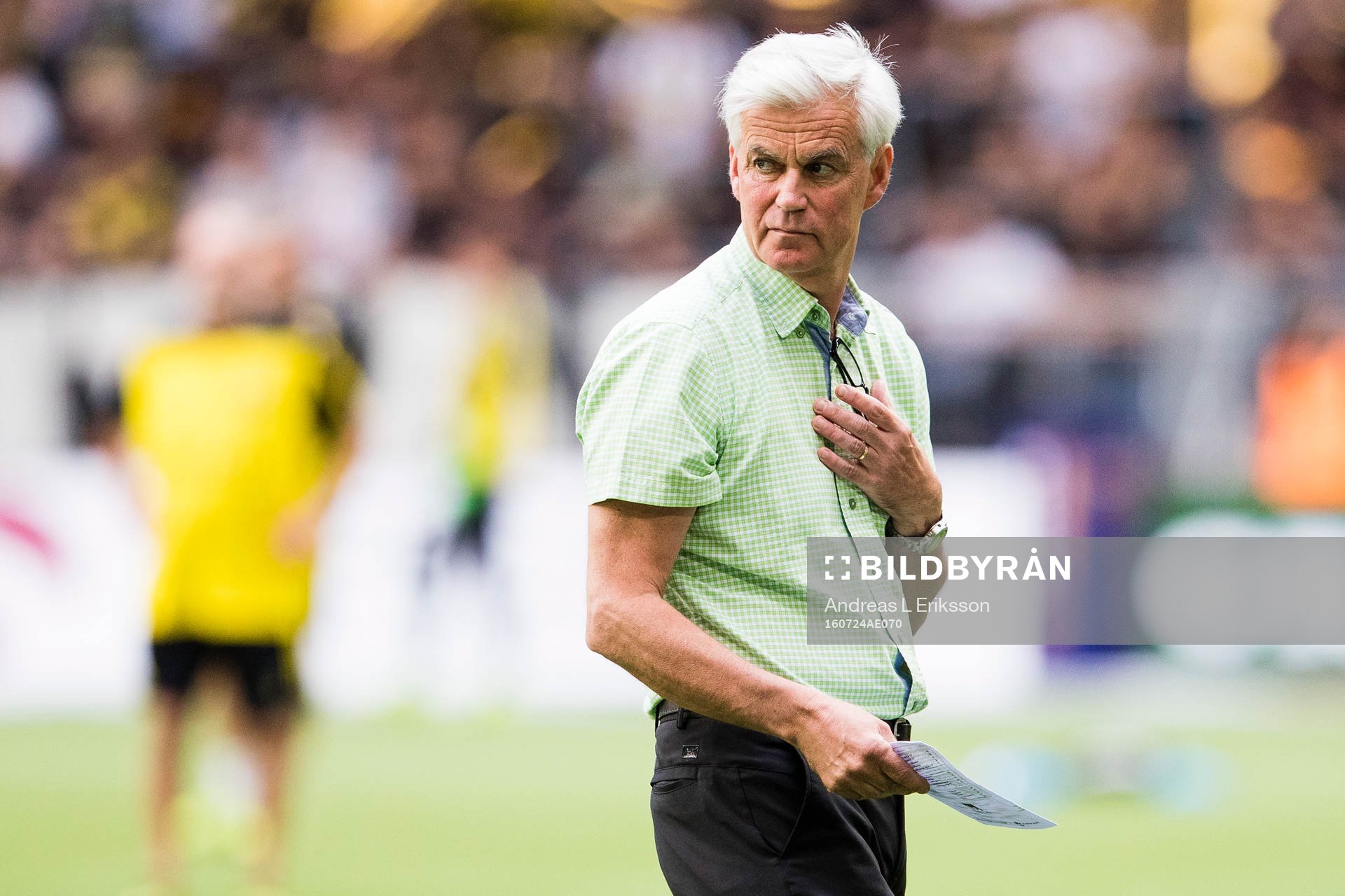 Hammarbys tränare Nanne Bergstrand innan fotbollsmatchen i