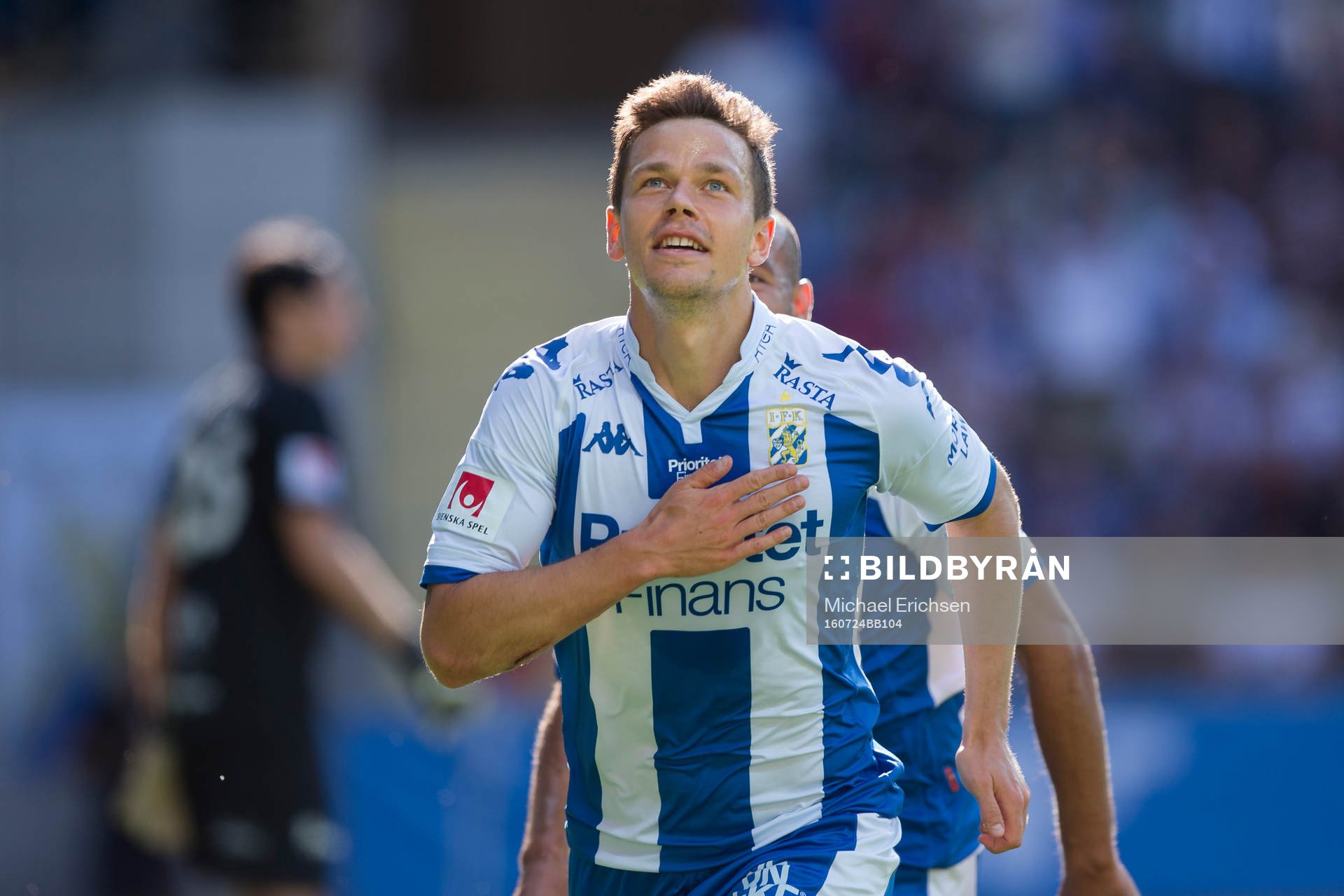 IFK Göteborgs Mads Albeck jublar efter 1-0 under fotbollsmatchen i Allsvenskan mellan IFK Göteborg och Jönköping den 24 juli 2016 i Göteborg.