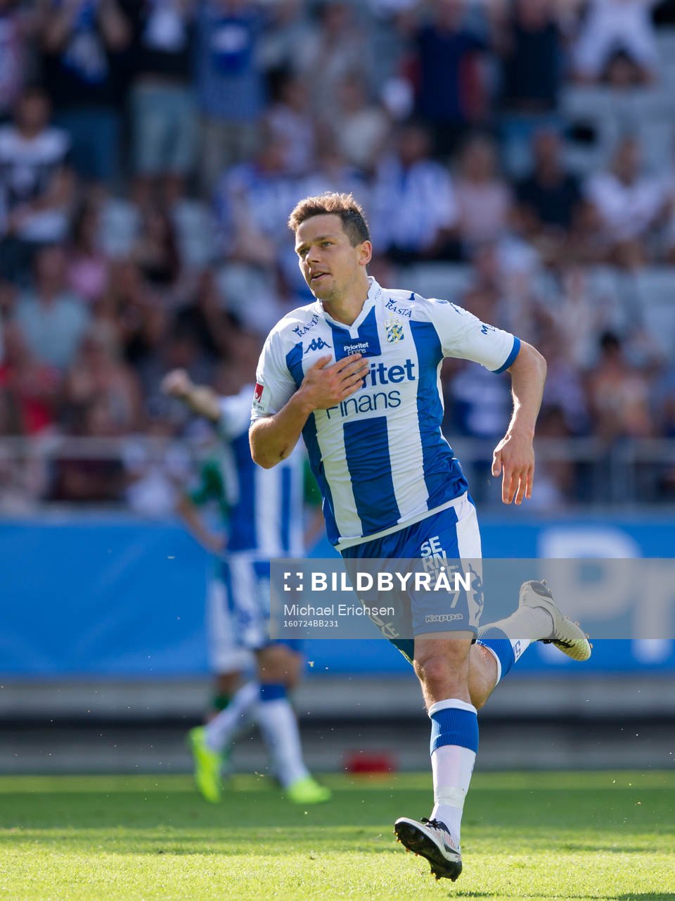 IFK Göteborgs Mads Albeck jublar