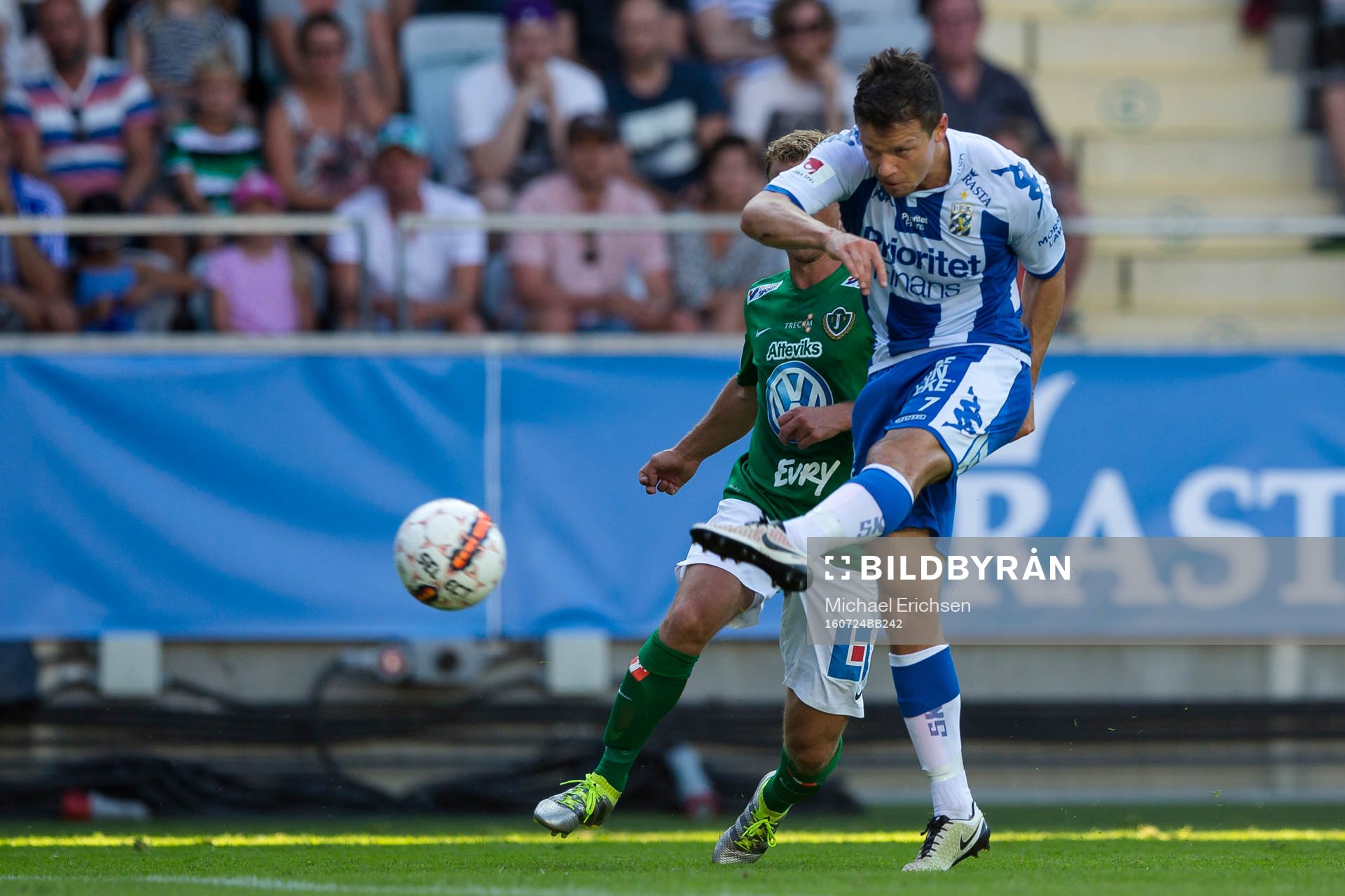 IFK Göteborgs Mads Albeck skjuter 2-0