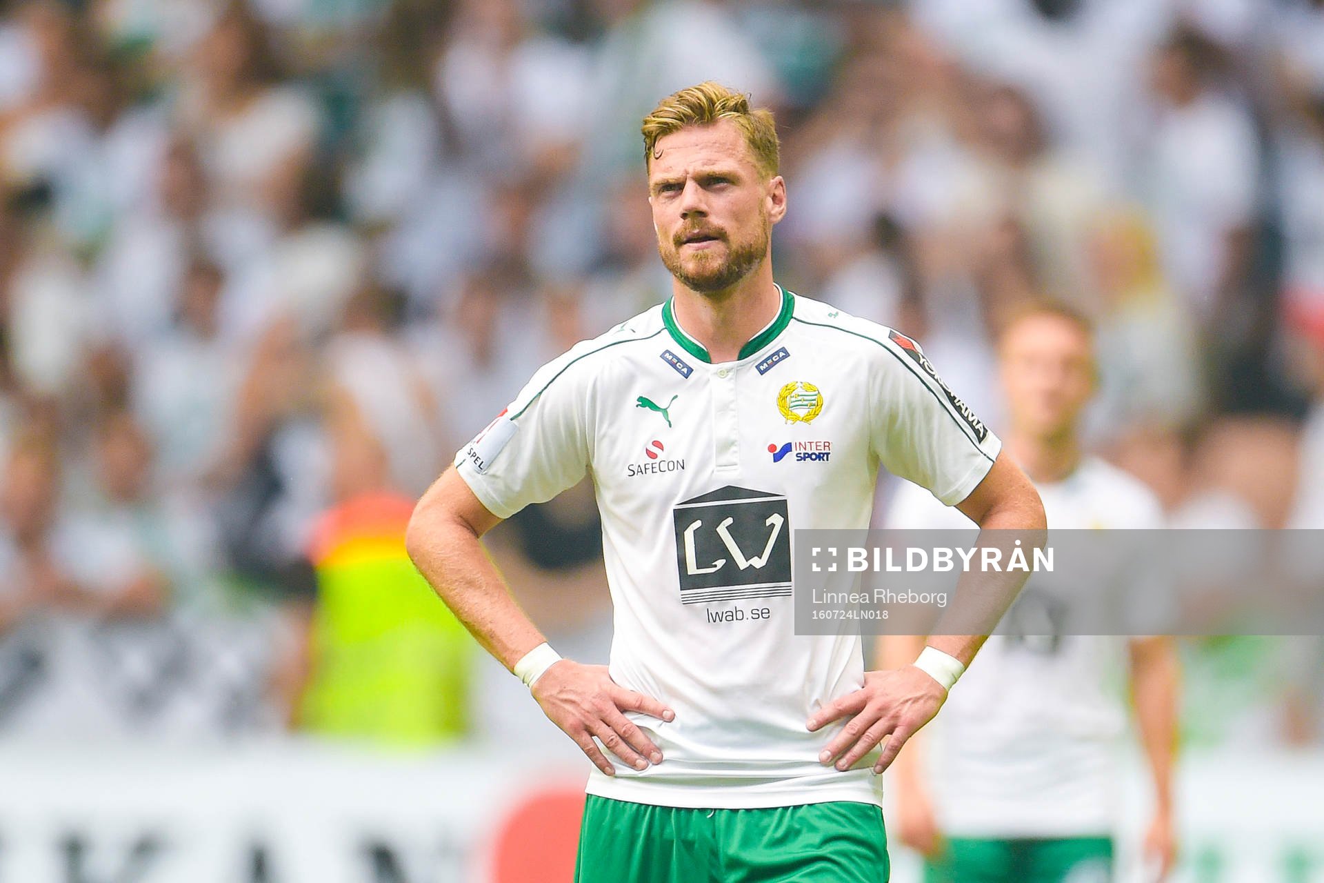 Hammarbys Arnor Smarason deppar