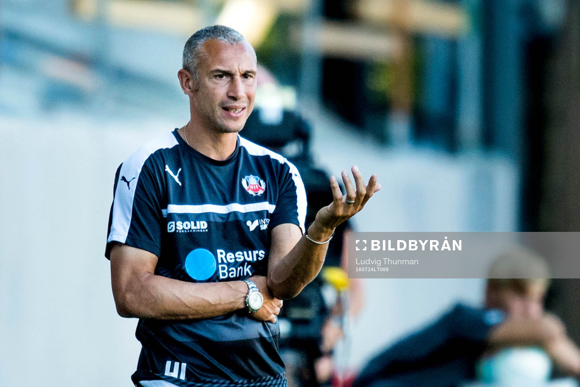 Helsingborgs manager Henrik Larsson deppar